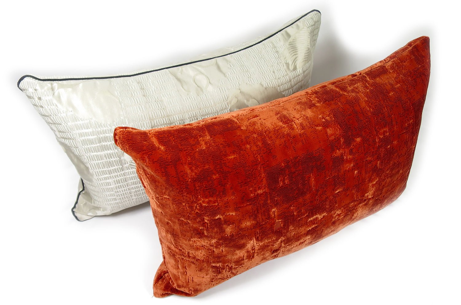 The GAVI アルマーニカーザ ガーヴィ ベルベットクッション(オレンジ) 48×30cm 中材付 - HOUSE OF JAPAN Shop