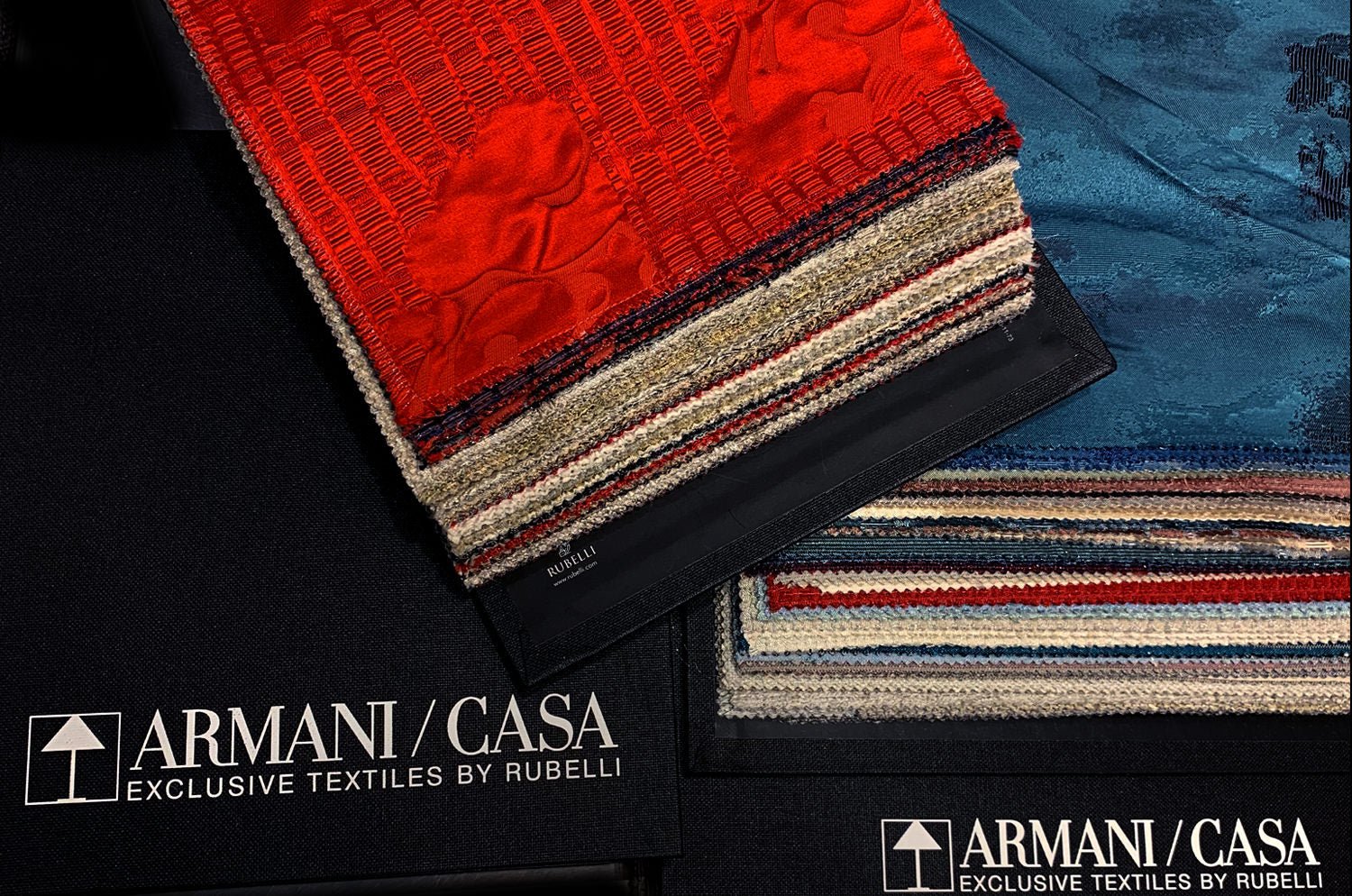 The GAVI アルマーニカーザ ガーヴィ ベルベットクッションカバー(グレー) 50×50cm - HOUSE OF JAPAN Shop