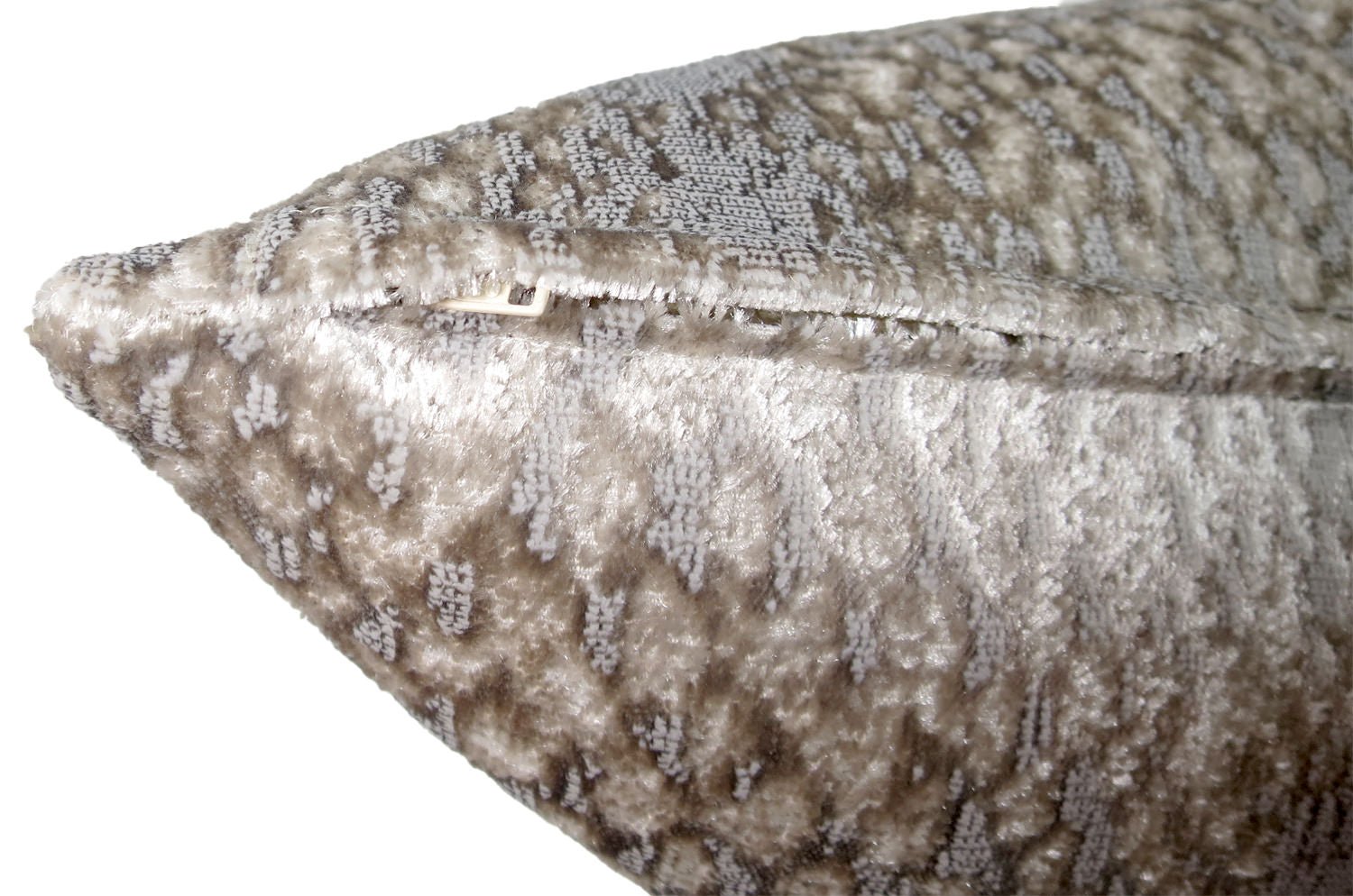 The Gilda ジルダ ベルベット クッション (シルバーベージュ) 45×30cm 中材付 - HOUSE OF JAPAN Shop