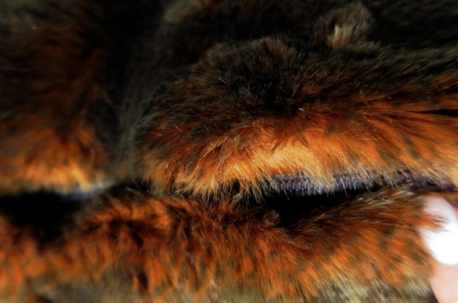 The Glamorous グラマラス エコファー 横長クッション 55×37cm 中材付 - HOUSE OF JAPAN Shop