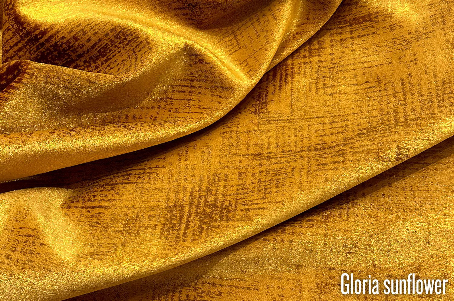 The Gloria グロリア ベルベット クッション (サンフラワー) 45×30cm 中材付 - HOUSE OF JAPAN Shop