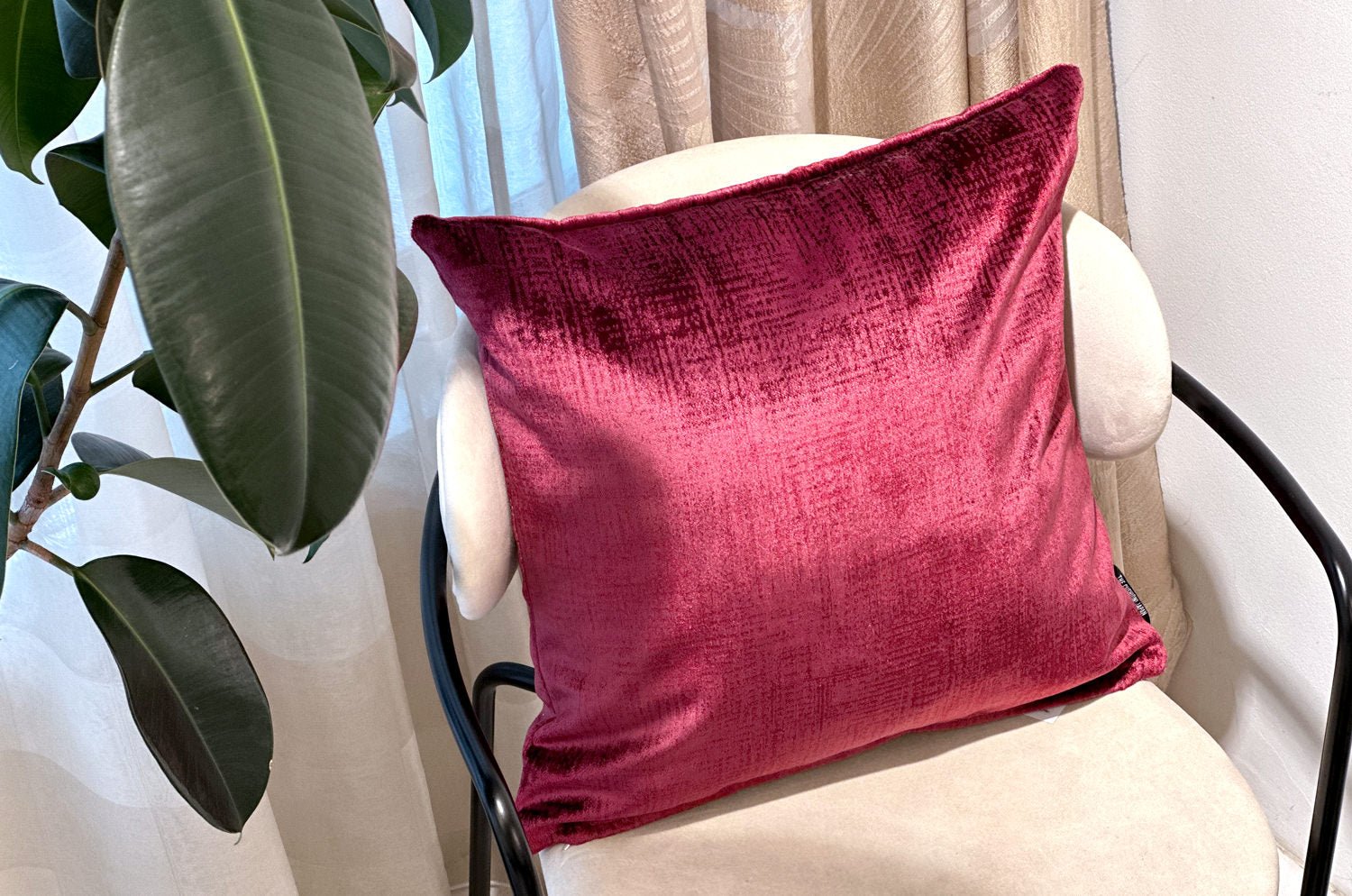 The Gloria グロリア ベルベットクッションカバー (ワイン) 45×45cm - HOUSE OF JAPAN Shop