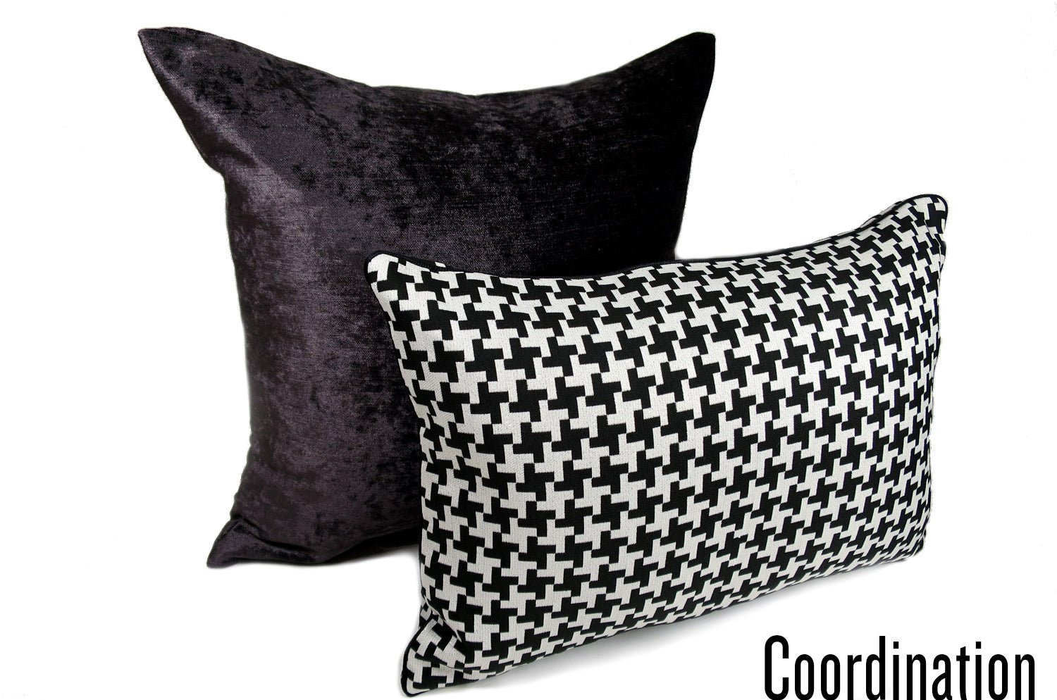 The Gloss グロスベロアクッションカバー (チャコールブラック) 45×45cm - HOUSE OF JAPAN Shop