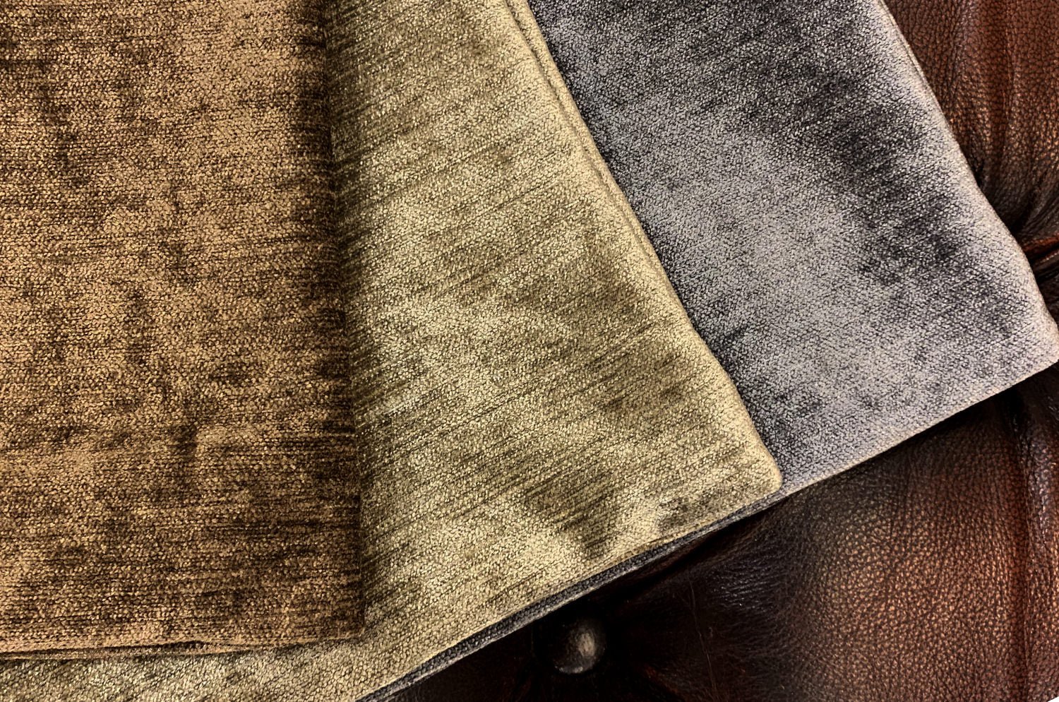 The Gloss グロスベロアクッションカバー (グレー) 45×45cm - HOUSE OF JAPAN Shop