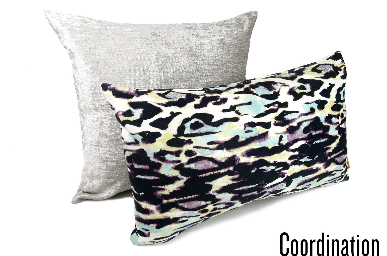 The Gloss グロスベロアクッションカバー (アイスシルバー) 45×45cm - HOUSE OF JAPAN Shop