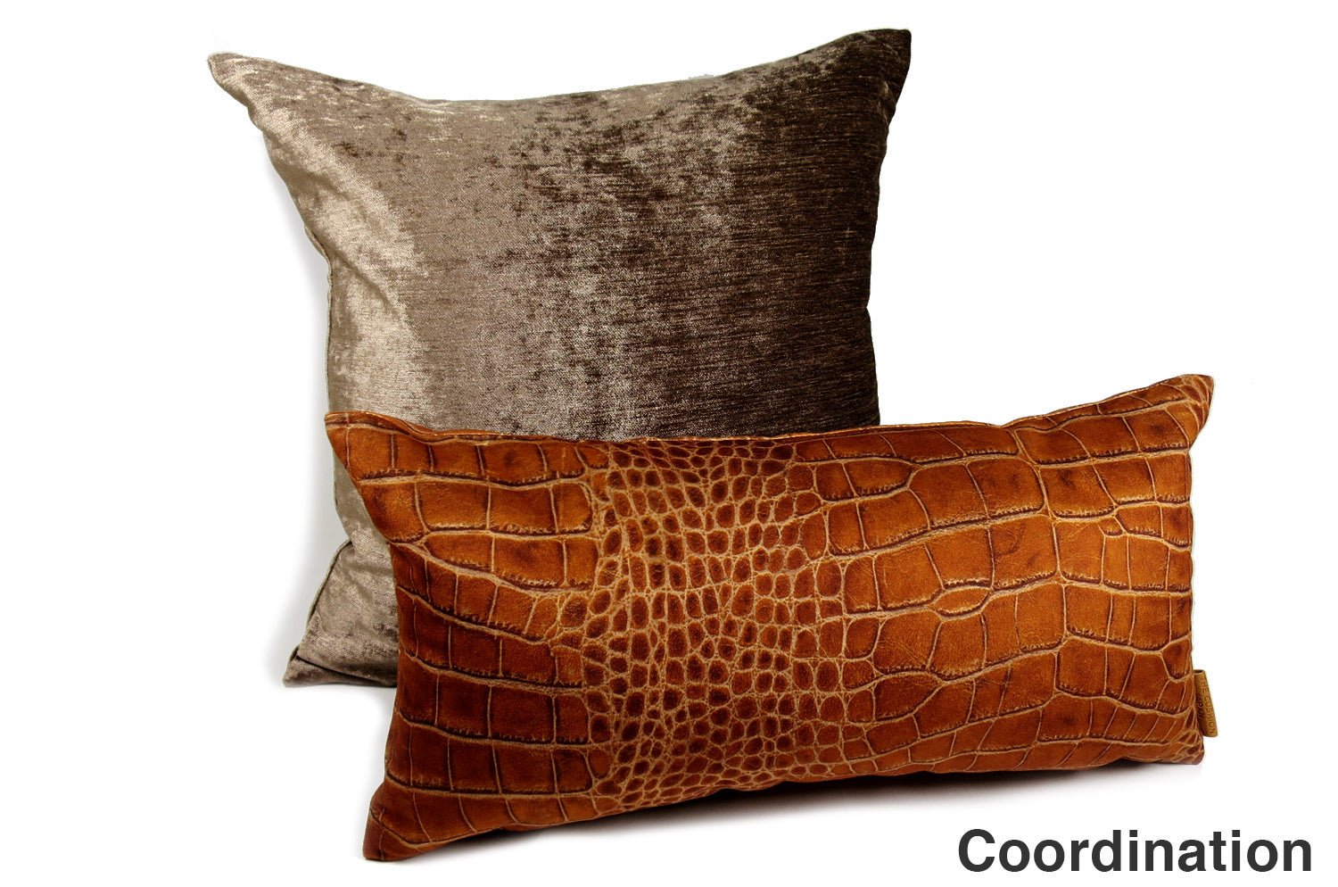 The Gloss グロスベロアクッションカバー (ブラウン) 45×45cm - HOUSE OF JAPAN Shop