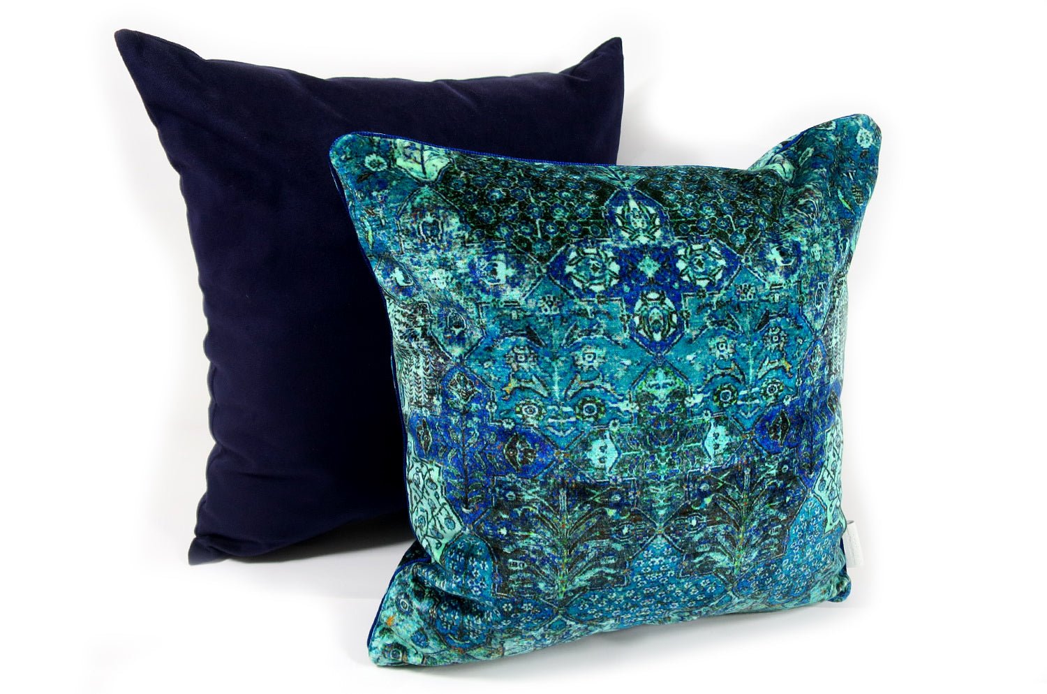 The GP&J BAKER ピーコックブルー ベルベットクッションカバー 40×40cm - HOUSE OF JAPAN Shop