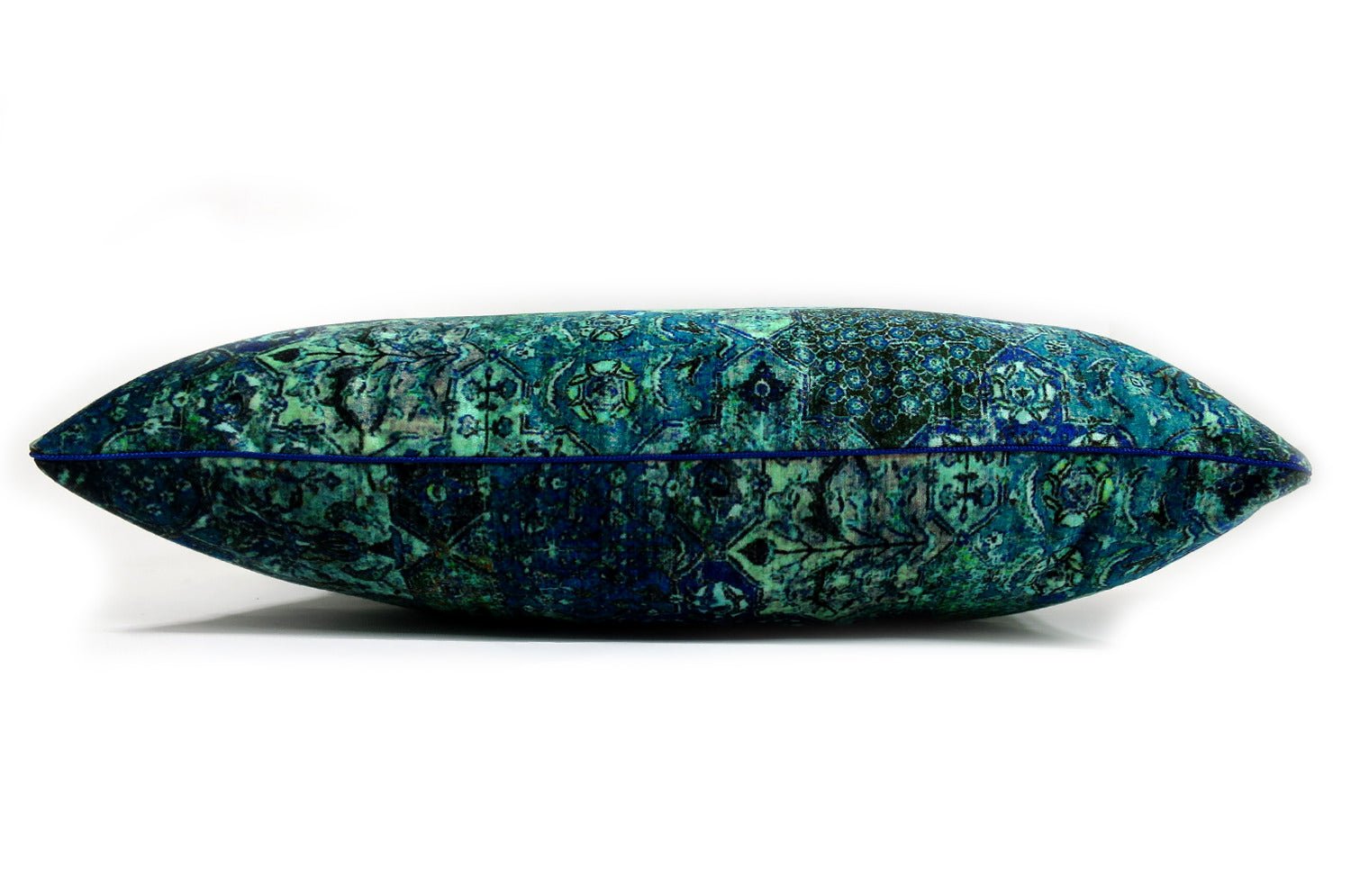 The GP&J BAKER ピーコックブルー ベルベットクッション 50×28cm 中材付 - HOUSE OF JAPAN Shop