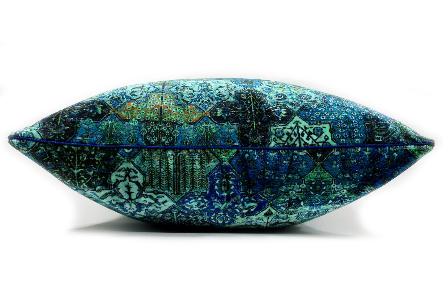 The GP&J BAKER ピーコックブルー ベルベットクッションカバー 50×50cm - HOUSE OF JAPAN Shop