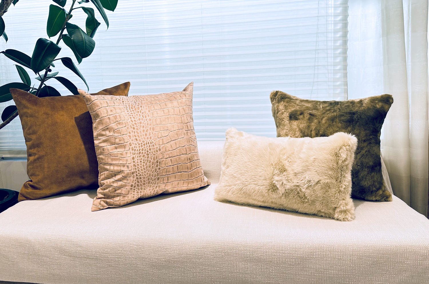 The Gradation 至極の手触りエコファー Bronze グラデーション クッションカバー 43×43cm - HOUSE OF JAPAN Shop