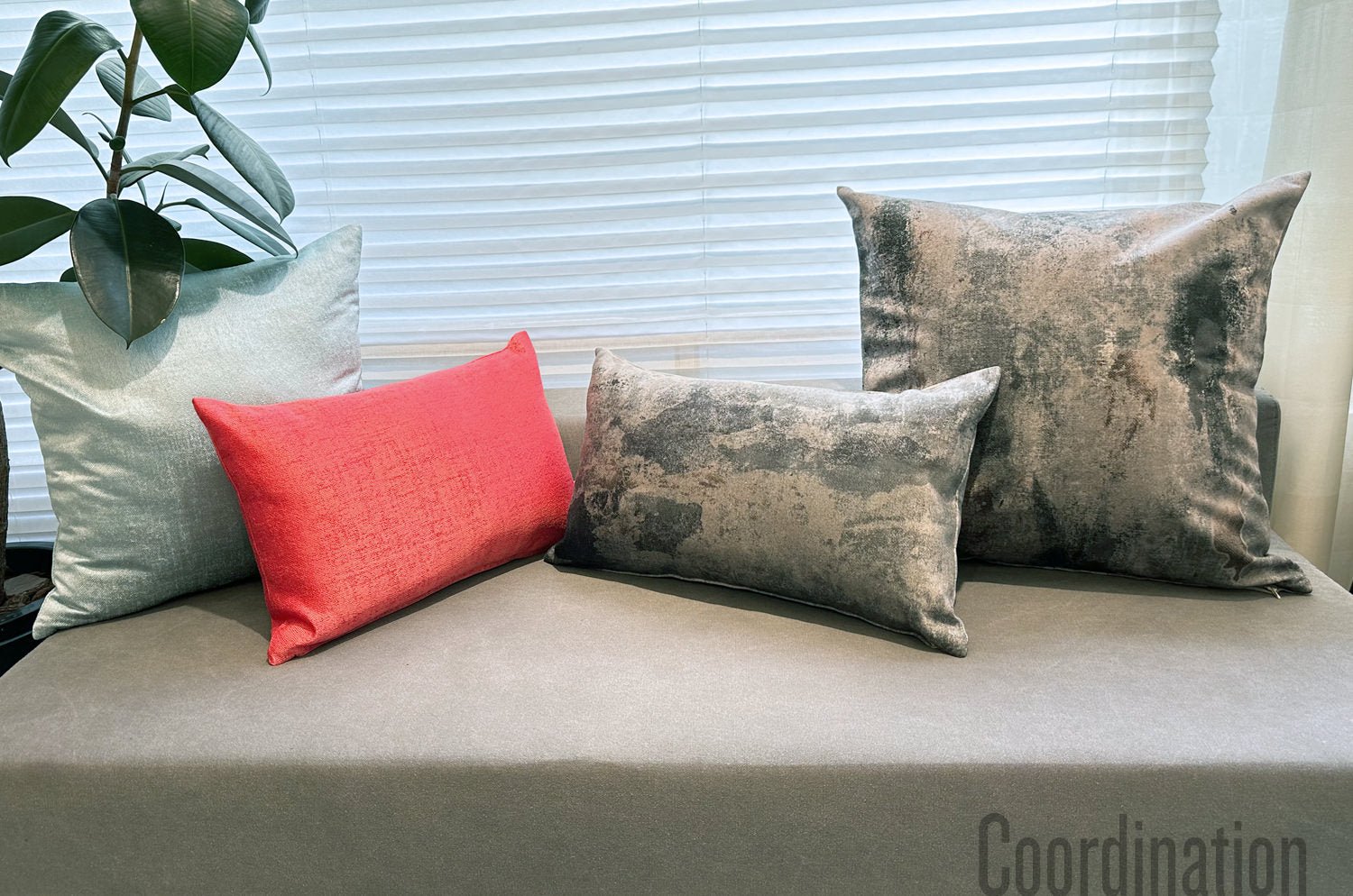 The Gray Fluid スペイン製 両面起毛スエード調クッションカバー グレー 50×50cm - HOUSE OF JAPAN Shop