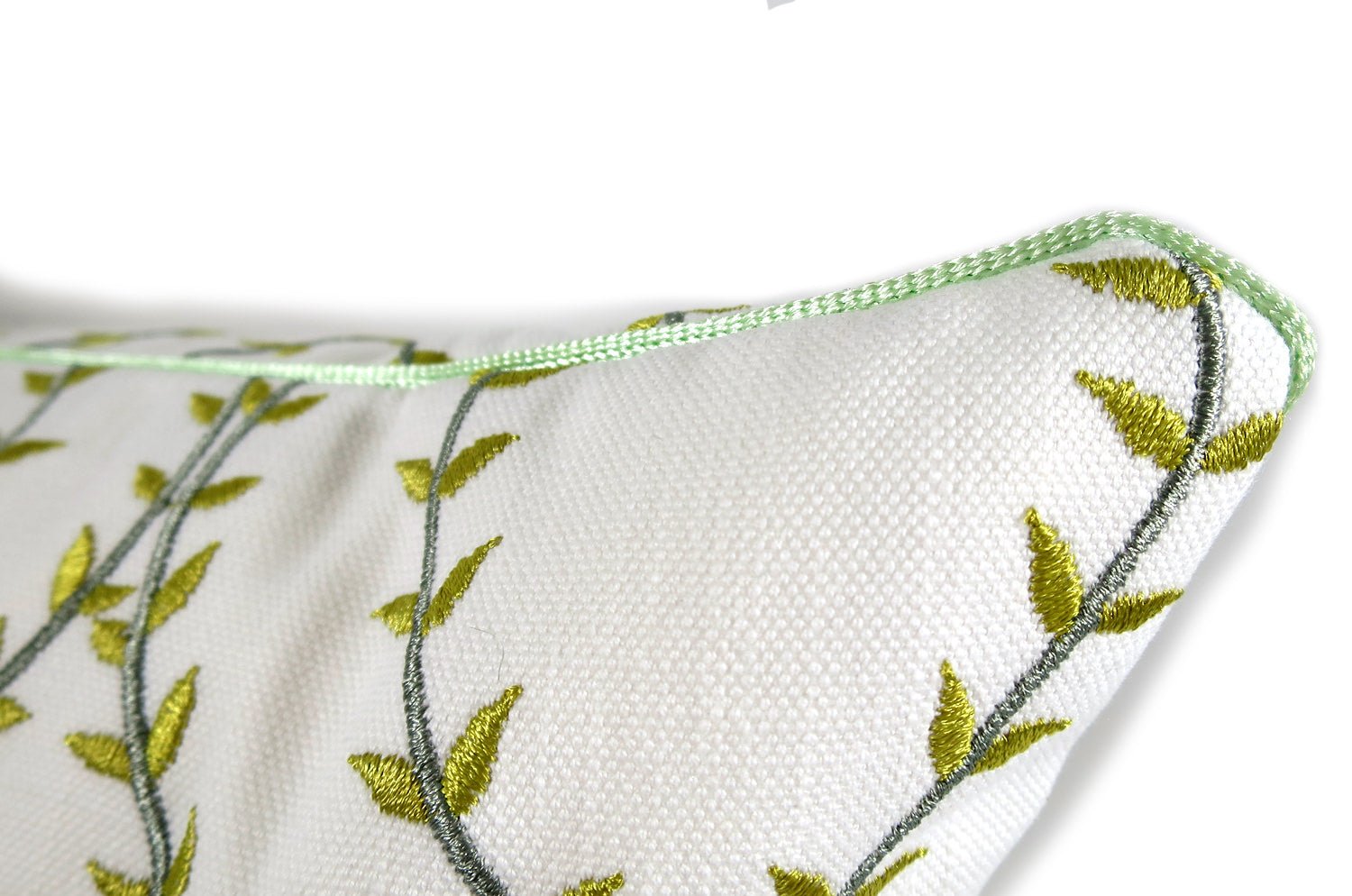 The Green Leaf ナチュラルグリーンリーフ 大きめクッション 60×38cm 中材付 - HOUSE OF JAPAN Shop