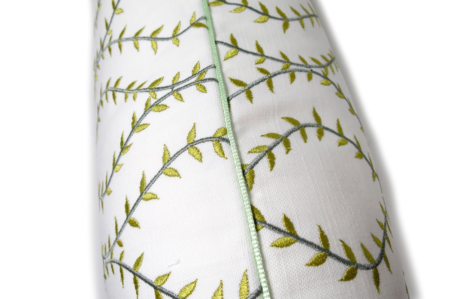 The Green Leaf ナチュラルグリーンリーフ 大きめクッション 60×38cm 中材付 - HOUSE OF JAPAN Shop