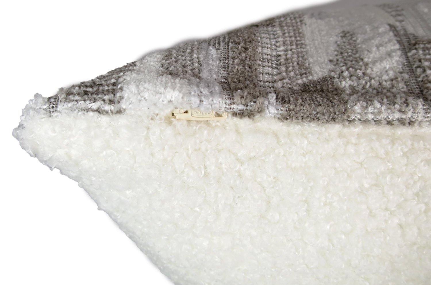 The Gris Surface グリスサーフェス ジャガードベルベット クッション 50×30cm 中材付 - HOUSE OF JAPAN Shop