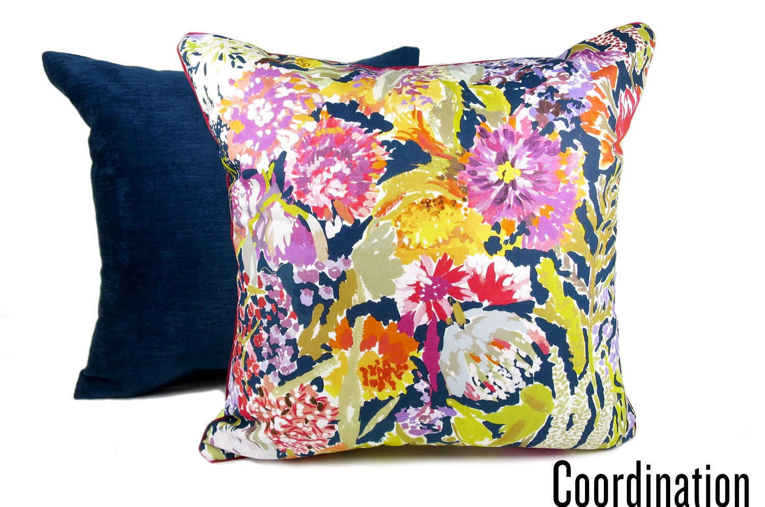 The HARLEQUIN Sanguine Flower ハーレクイーン サングイネフラワー クッションカバー 45×45cm - HOUSE OF JAPAN Shop