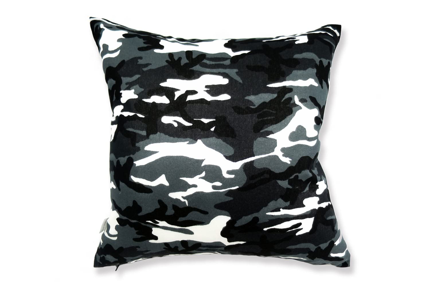 The HAV - A - HANK ハバハンクバンダナ迷彩柄クッションカバー ブラック 50×50cm - HOUSE OF JAPAN Shop
