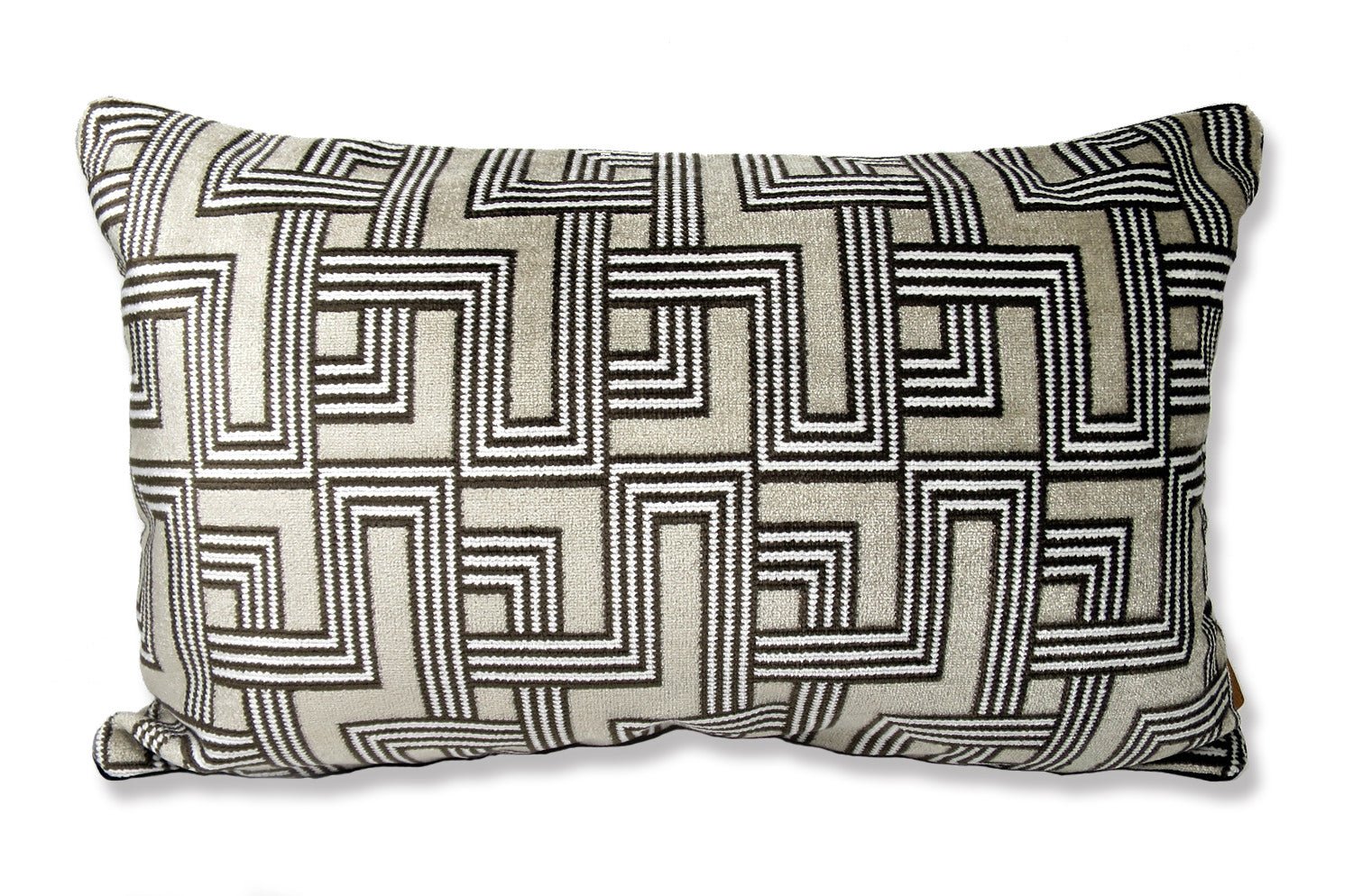 The Interception インターセプション ベルベット クッション ライトグレージュ 50×30cm 中材付 - HOUSE OF JAPAN Shop