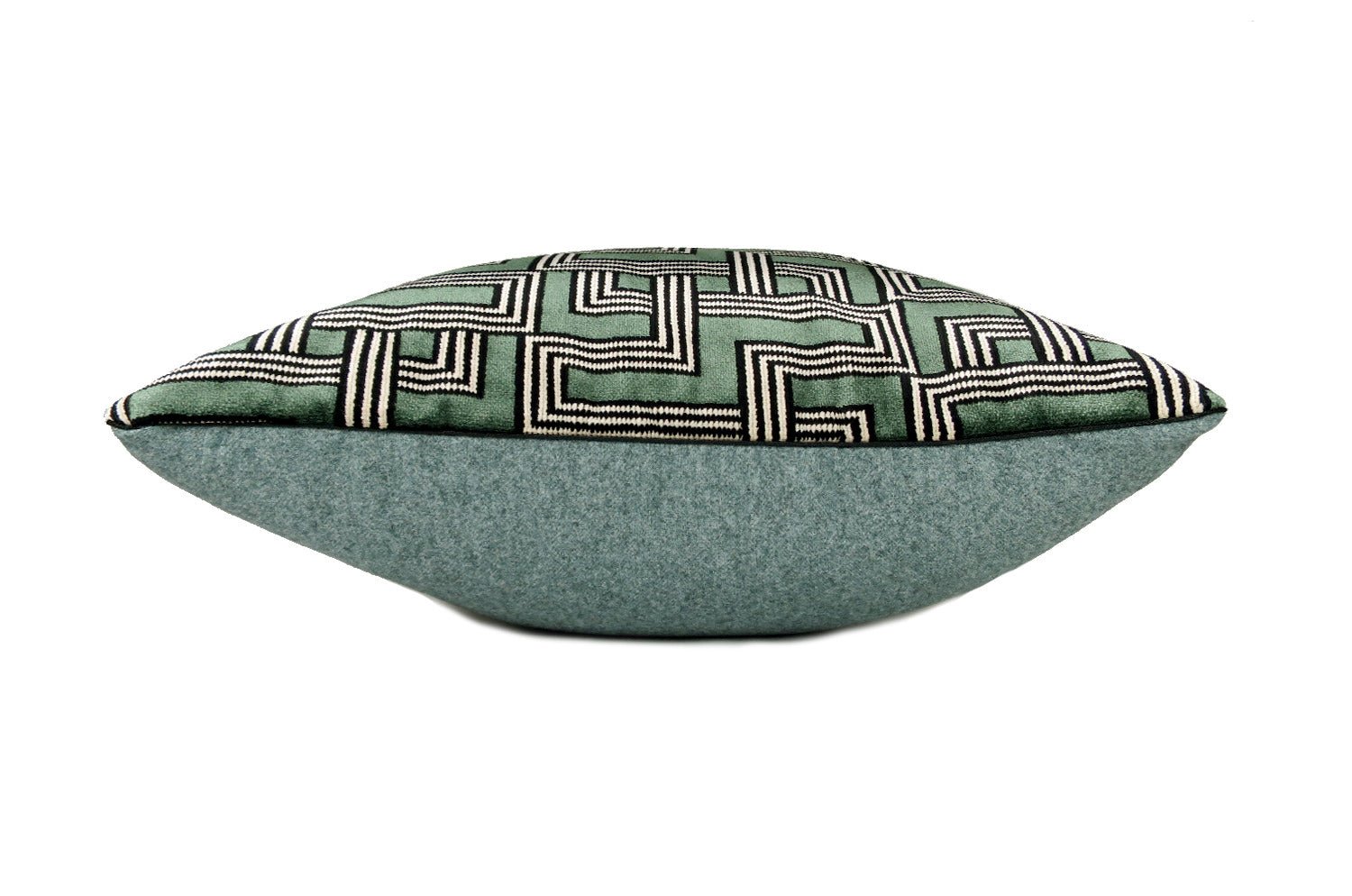The Interception インターセプション ベルベット クッションカバー モスグリーン 50×50cm - HOUSE OF JAPAN Shop