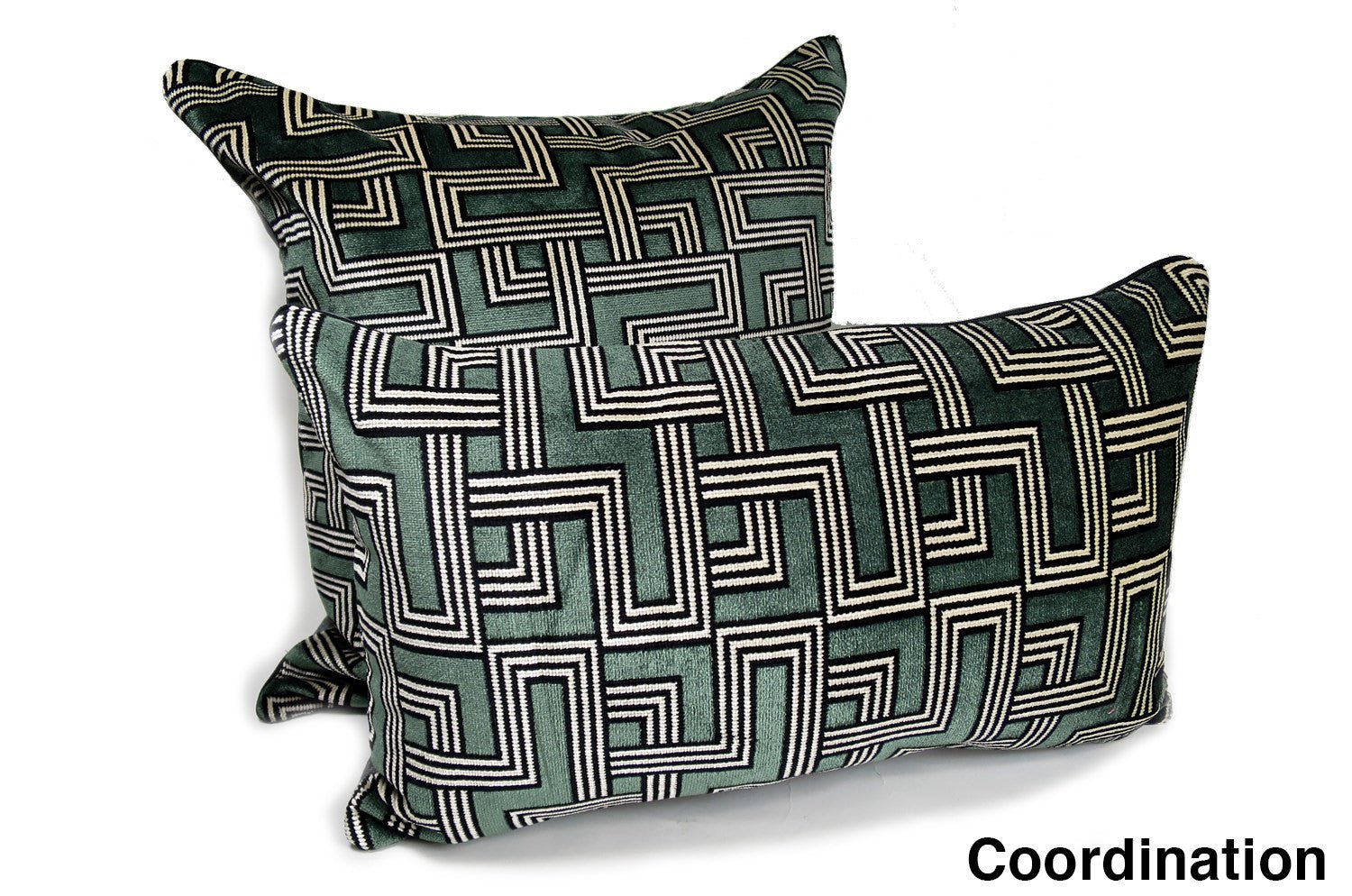 The Interception インターセプション ベルベット クッションカバー モスグリーン 50×50cm - HOUSE OF JAPAN Shop