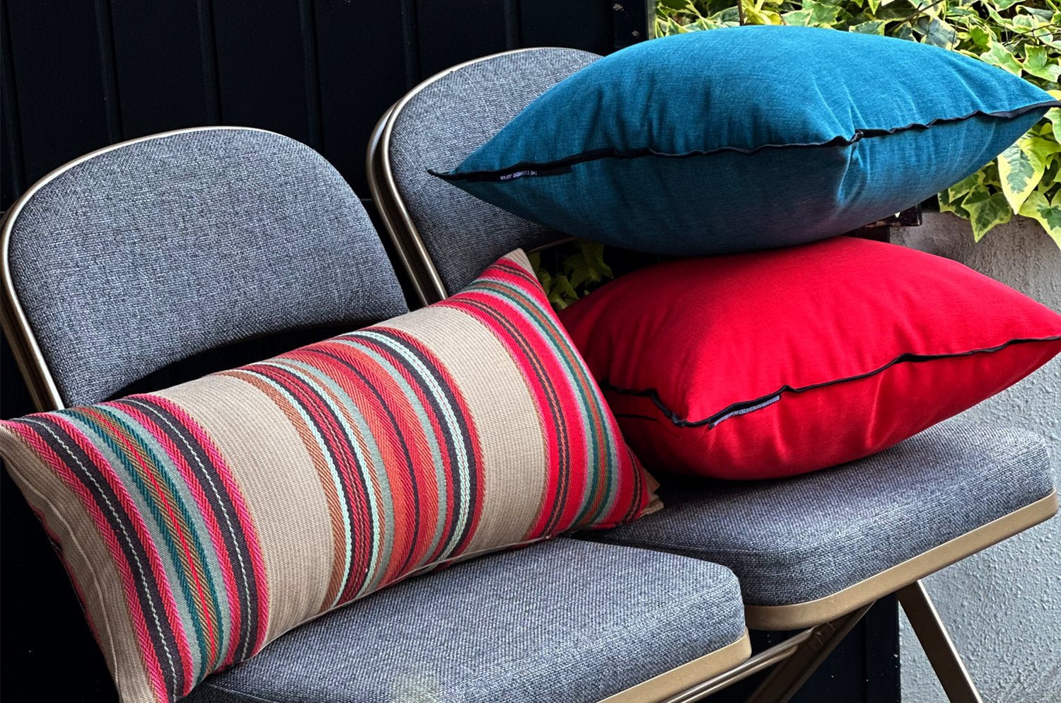 The Italy cotton イタリアブラッシュドコットン クッションカバー フレーム (レッド) 45×45cm - HOUSE OF JAPAN Shop