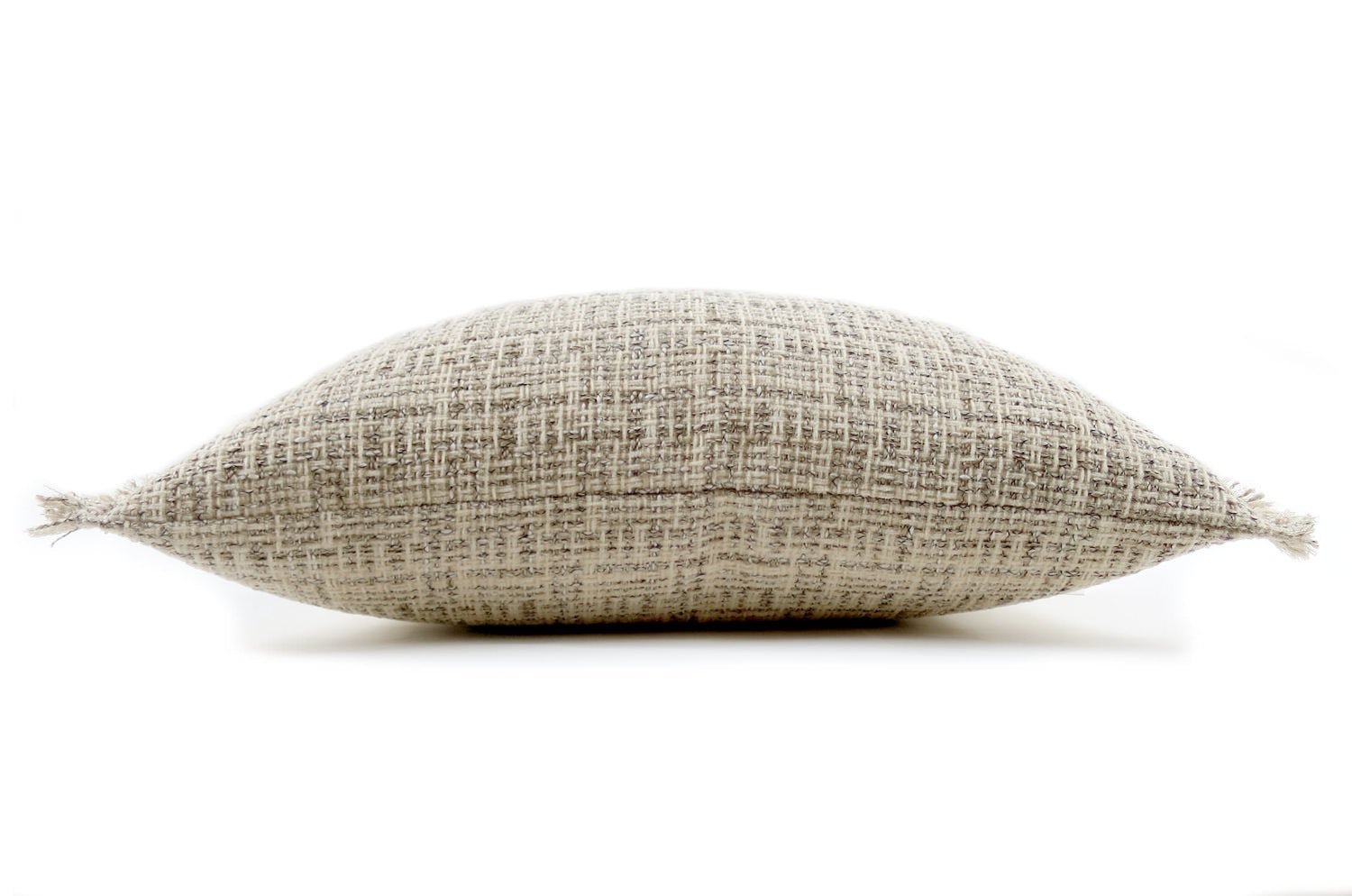 The Jacquard ジャカードフリンジクッション ベージュ 45×30cm 中材付 - HOUSE OF JAPAN Shop