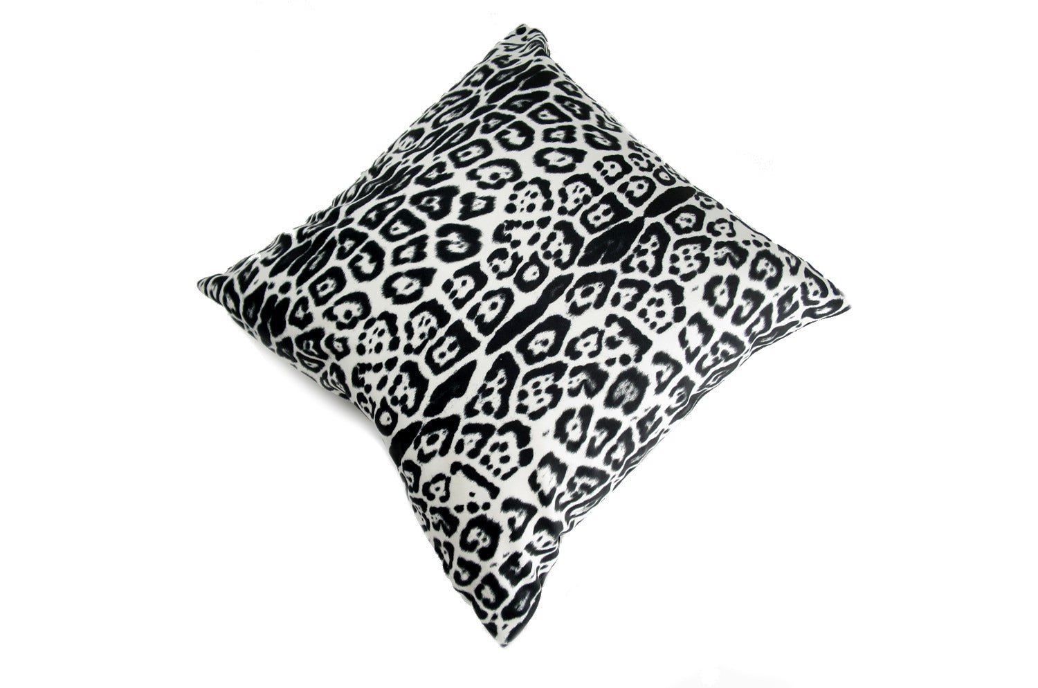 The Jaguar スペイン製起毛スエードタッチ ジャガー柄クッションカバー ホワイト&ブラック 45×45cm - HOUSE OF JAPAN Shop