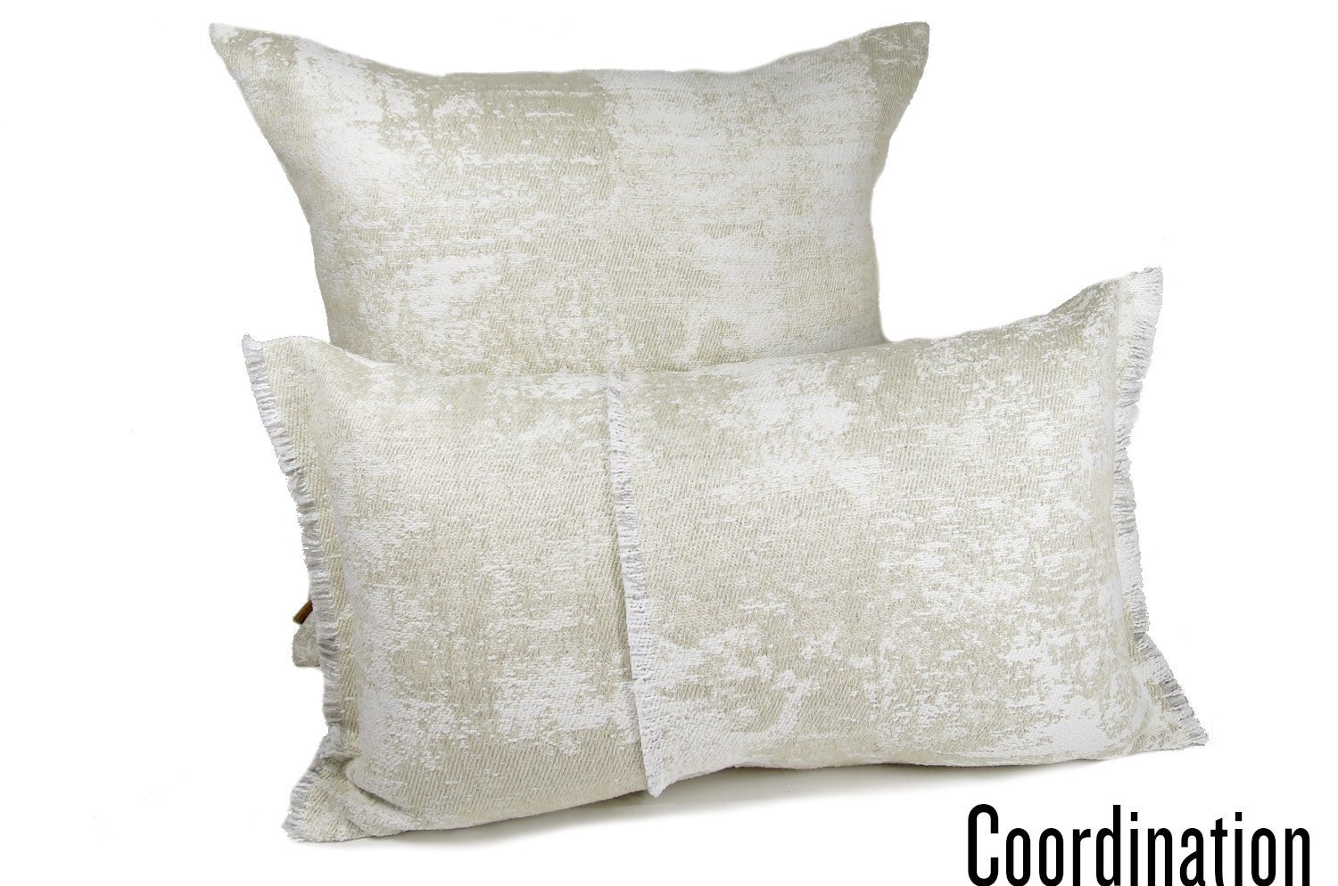 The Joinville イタリア製高級リネン混 フリンジクッション 50×30cm 中材付 - HOUSE OF JAPAN Shop