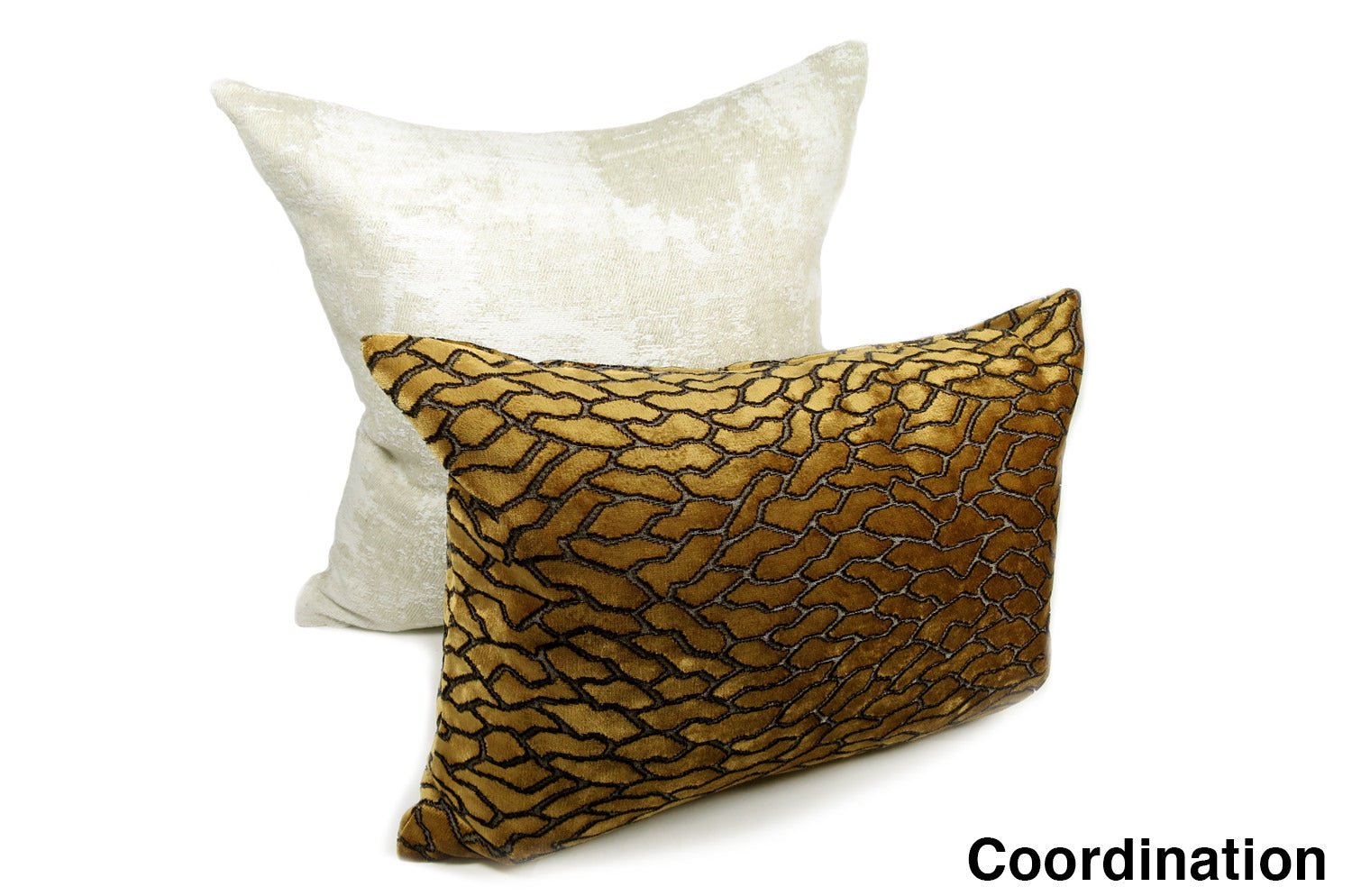 The Joinville イタリア製高級リネン混クッションカバー MilkLatte 50×50cm - HOUSE OF JAPAN Shop