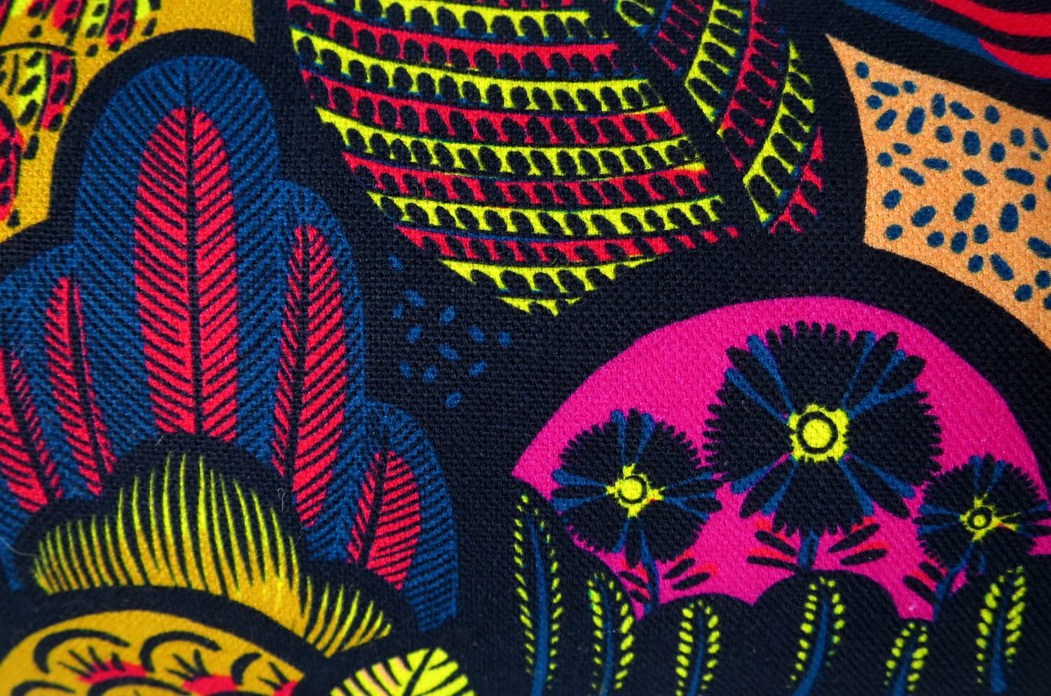 The JOSEPHINE ジョセフィーヌ フレンチコットン横長クッション 65×35cm 中材付 - HOUSE OF JAPAN Shop