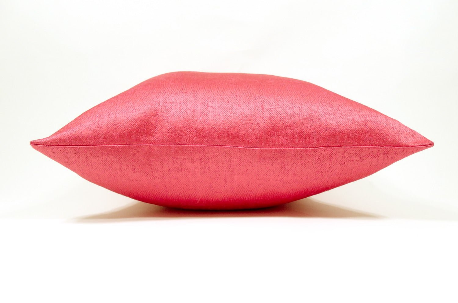 The KEY シャインクッションカバー (カメリアピンク) 40×40cm - HOUSE OF JAPAN Shop