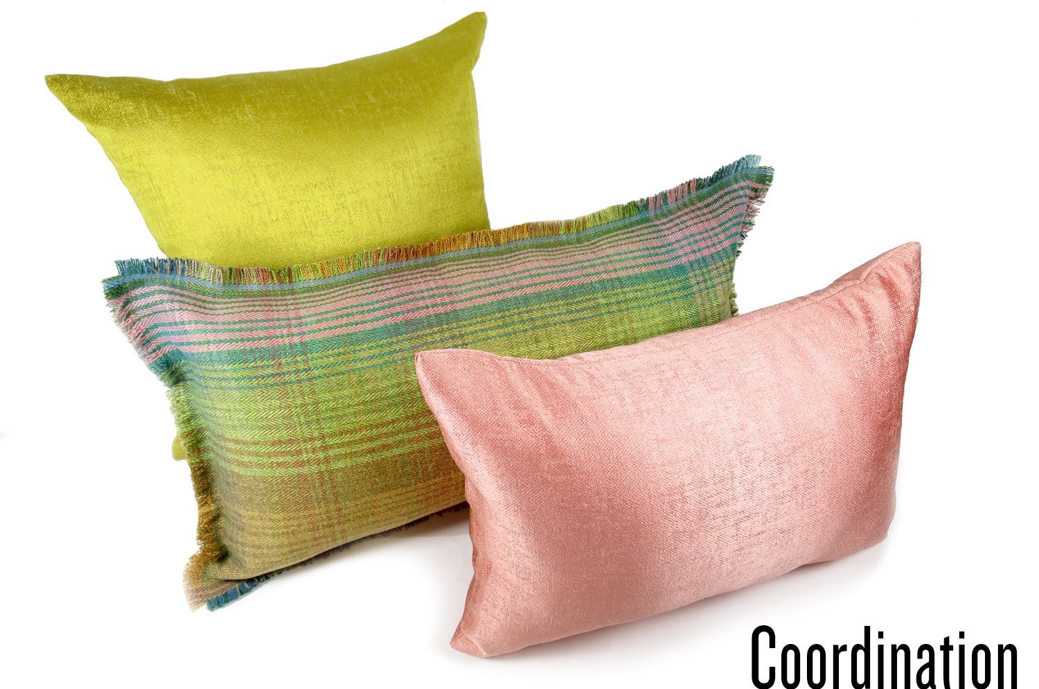 The KEY シャインクッション (コーラルピンク) 45×30cm 中材付 - HOUSE OF JAPAN Shop