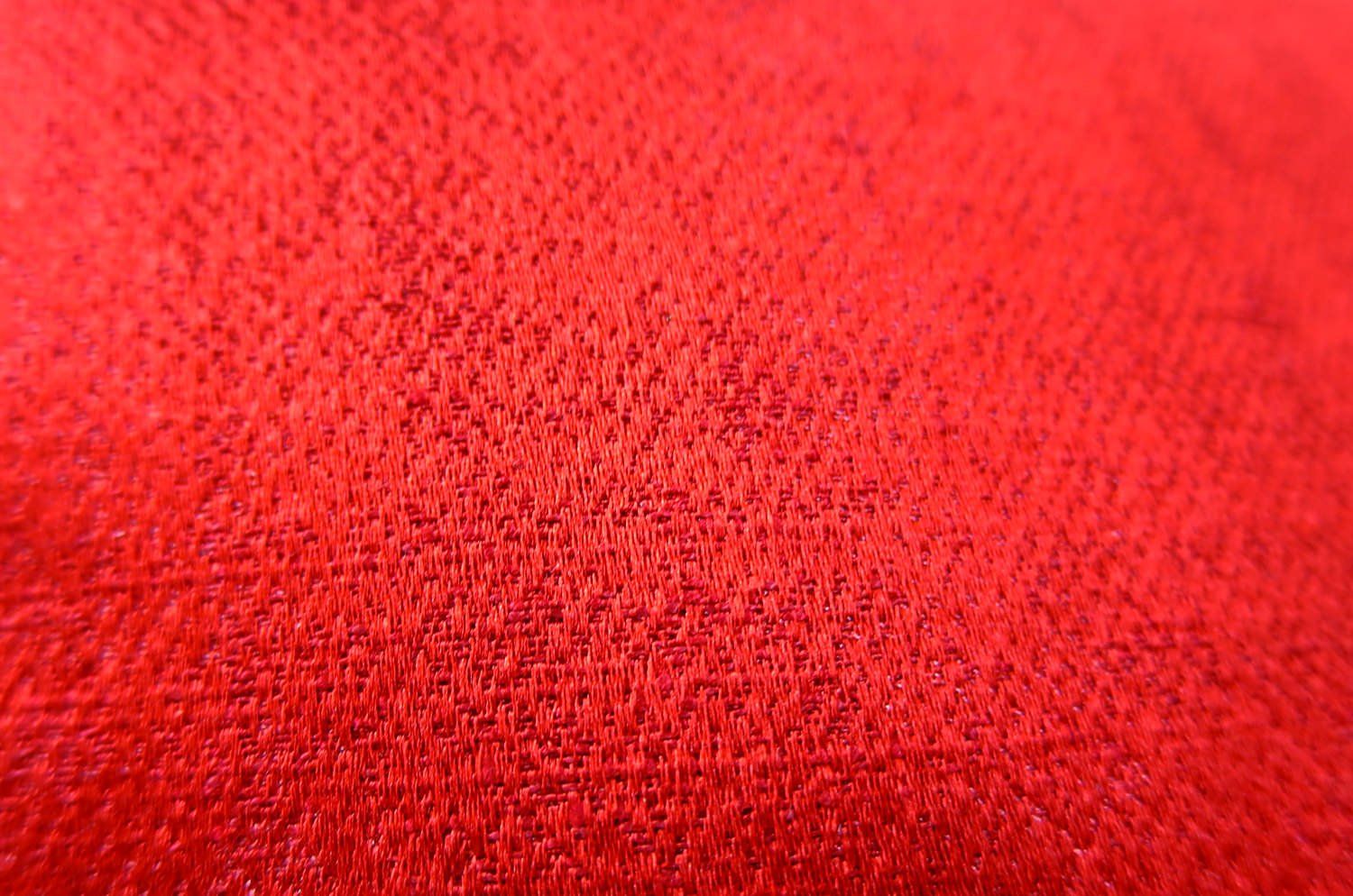 The KEY シャインクッションカバー (ルージュレッド) 45×45cm - HOUSE OF JAPAN Shop