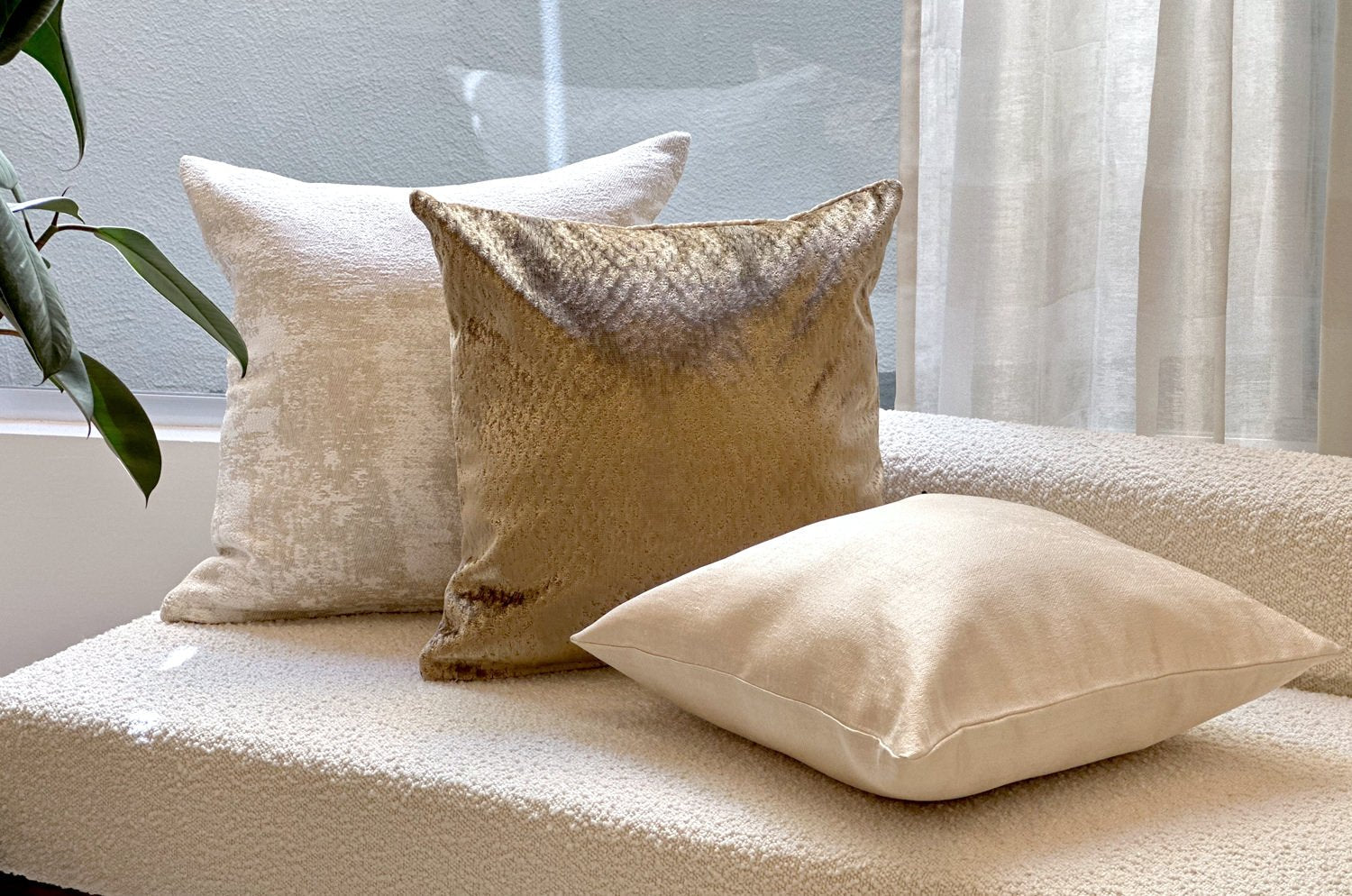 The KEY シャインクッションカバー (クリーム) 45×45cm - HOUSE OF JAPAN Shop