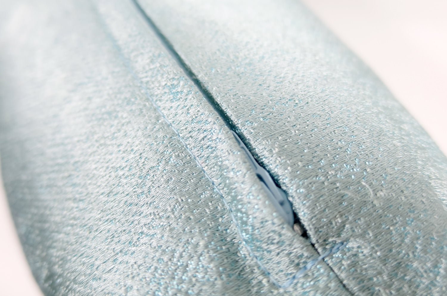 The KEY シャインクッションカバー (スカイブルー) 45×45cm - HOUSE OF JAPAN Shop