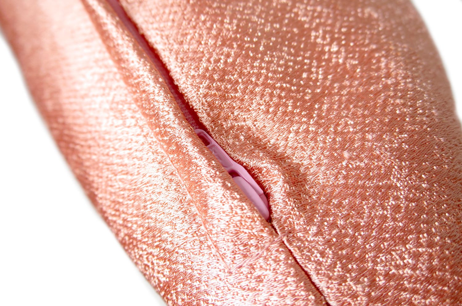 The KEY シャインクッションカバー (コーラルピンク) 45×45cm - HOUSE OF JAPAN Shop