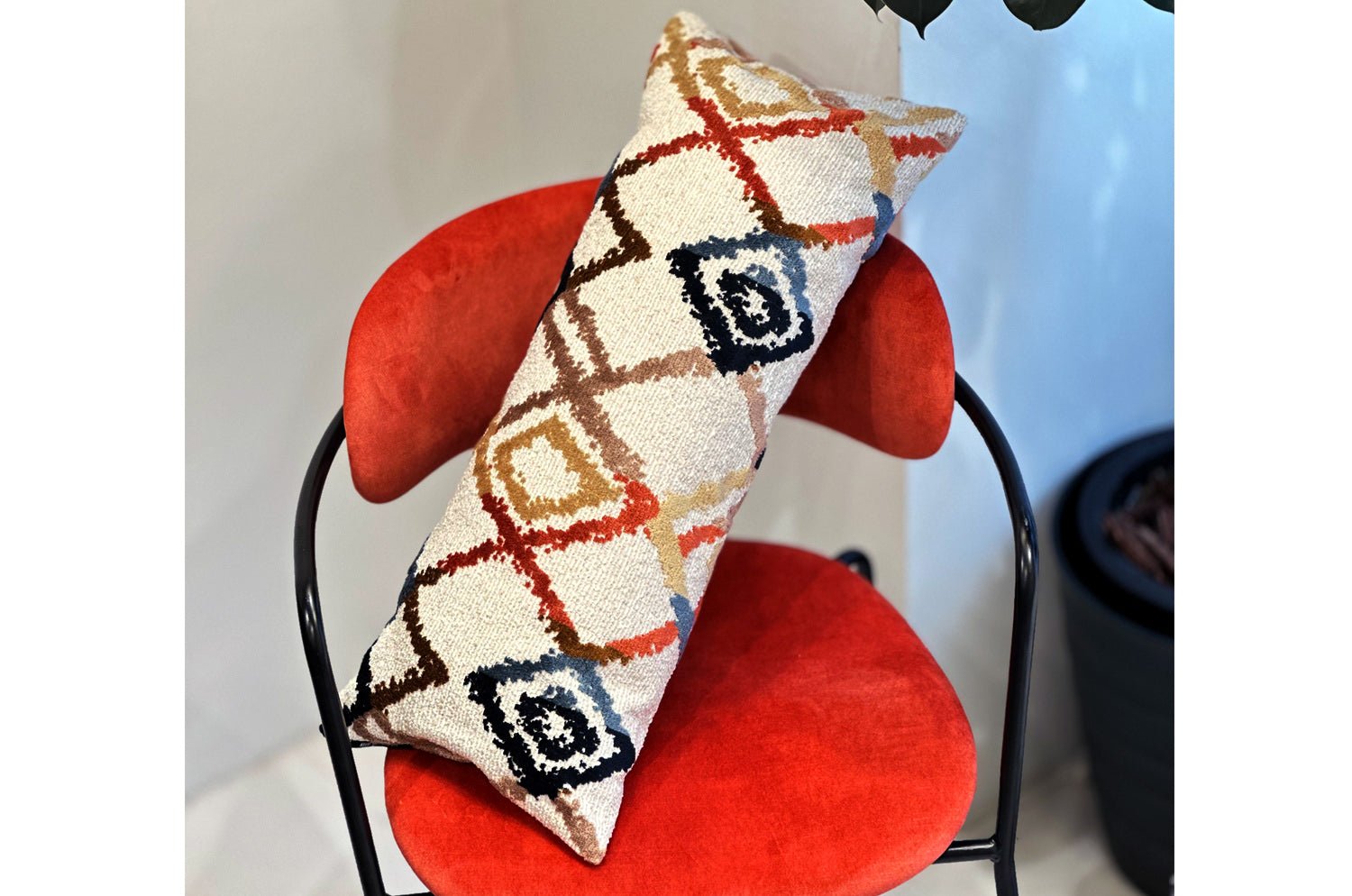 The KHEOPS ケオプス フレンチブークレ ダイヤモンド柄横長クッション 65×29cm 中材付 - HOUSE OF JAPAN Shop