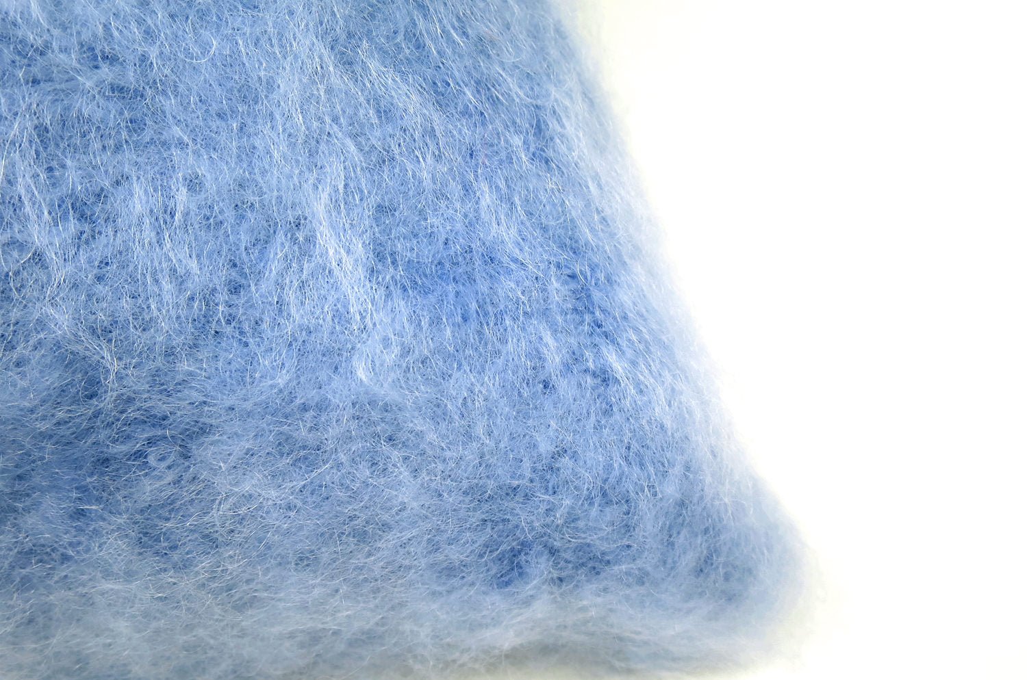 The Kid Mohair BALMUIR キッドモヘア クッションカバー ブルー 50×50cm - HOUSE OF JAPAN Shop