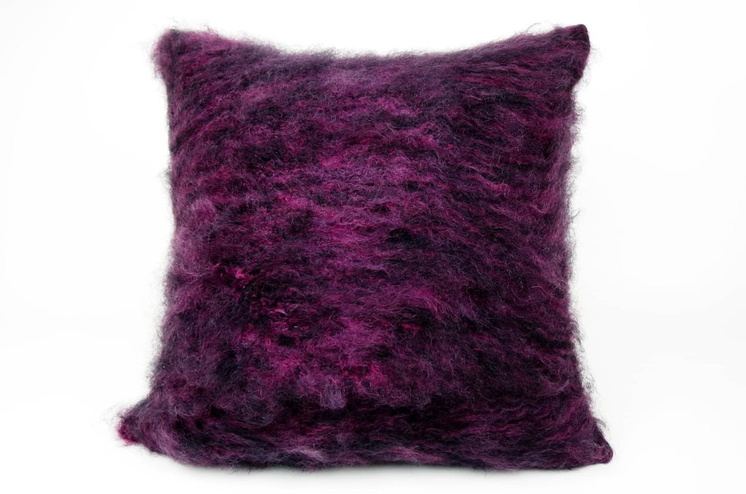 The Kid Mohair BALMUIRキッドモヘアクッションカバー オーベルジーヌ 50×50cm - HOUSE OF JAPAN Shop