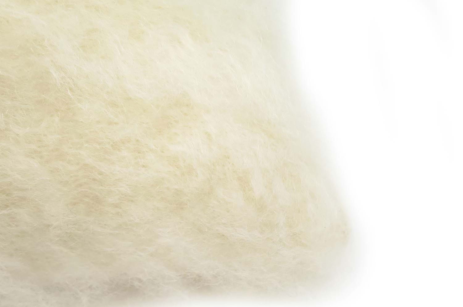 The Kid Mohair BALMUIRキッドモヘアクッションカバー ミルキーホワイト 50×50cm - HOUSE OF JAPAN Shop