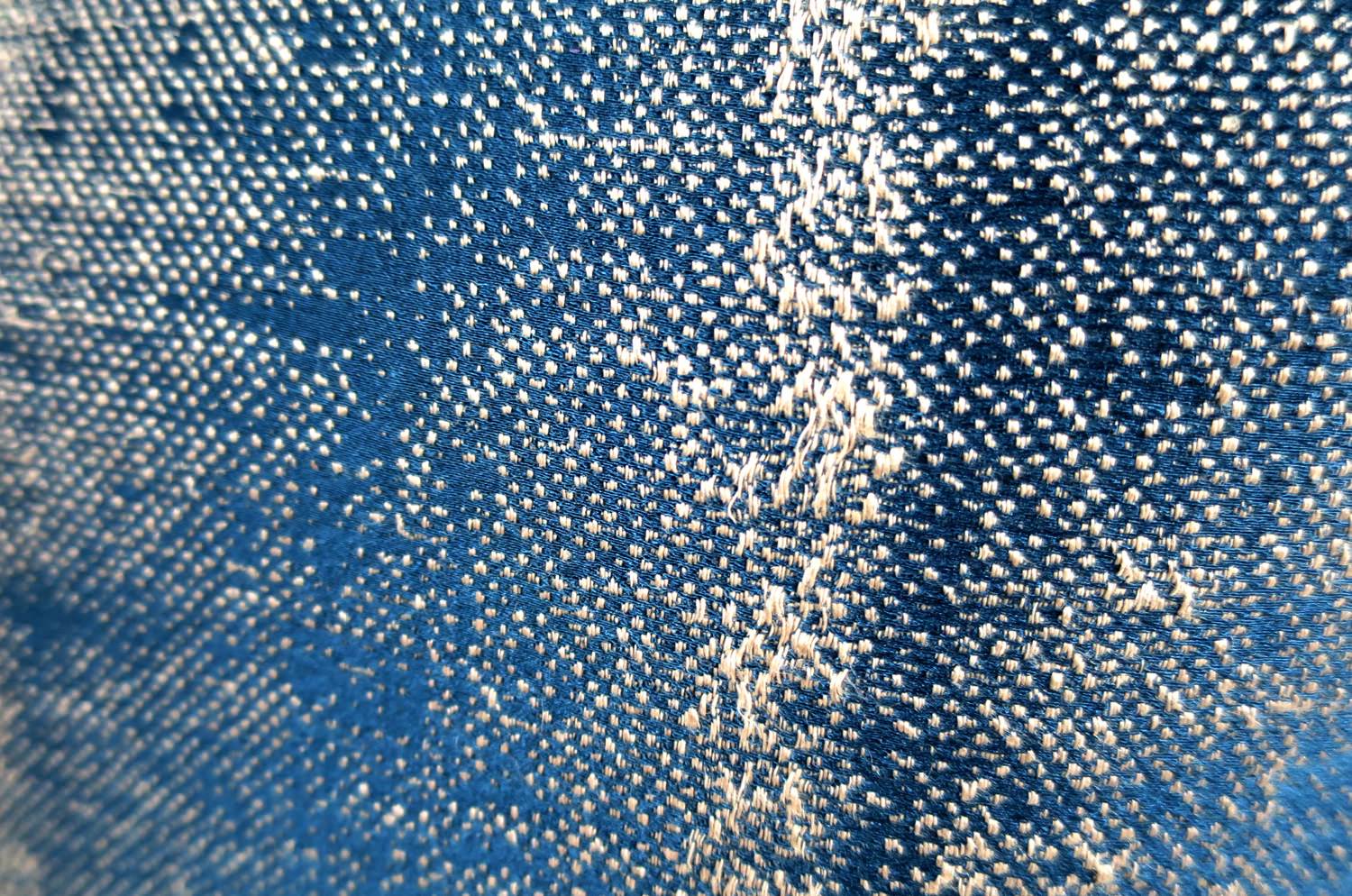 The KIM スモーキーストライプ クッションカバー (マジョルカブルー) 45×45cm - HOUSE OF JAPAN Shop