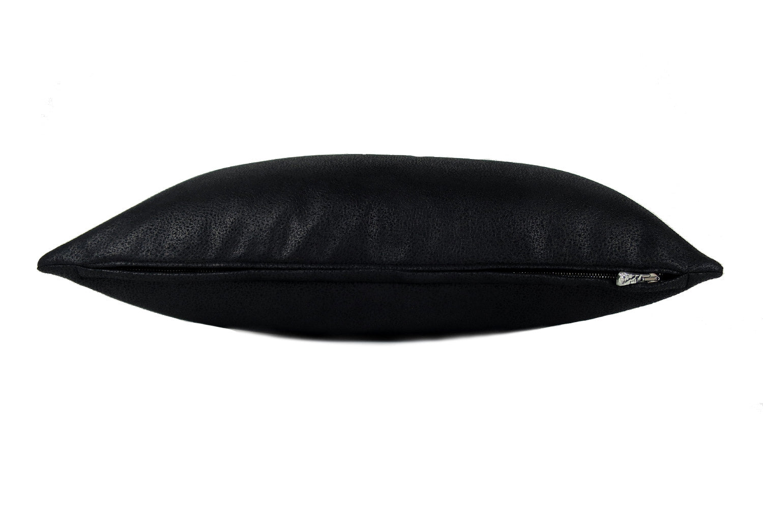 The KongoLeather ブラックレザー&ラッカーニジップクッション 45×30cm 中材付 - HOUSE OF JAPAN Shop