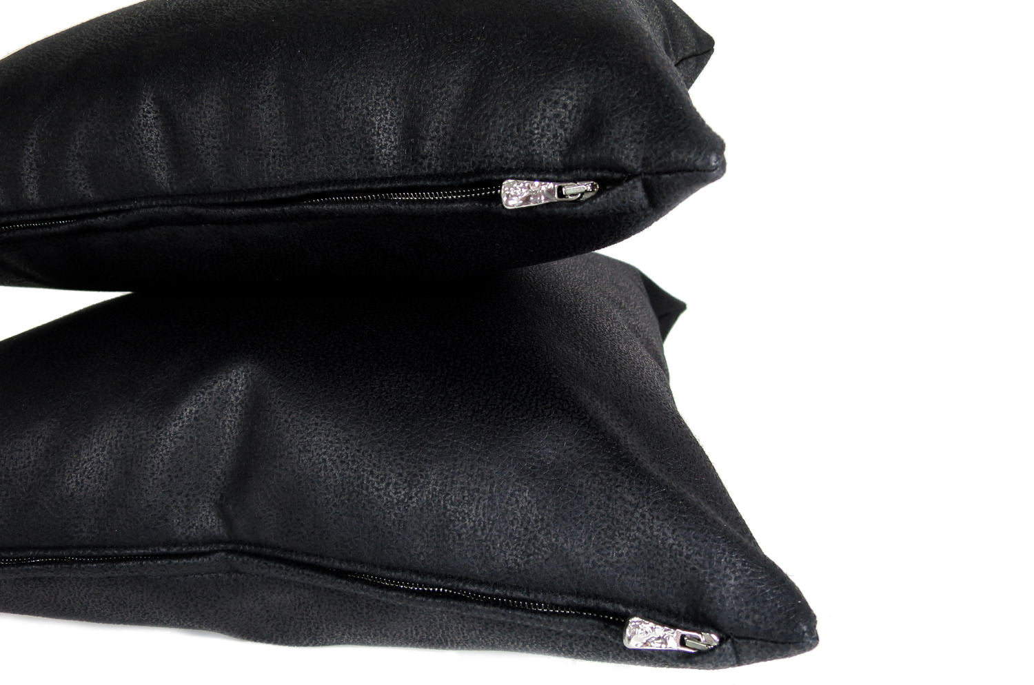 The KongoLeather ブラックレザー&ラッカーニジップクッションカバー 45×45cm - HOUSE OF JAPAN Shop