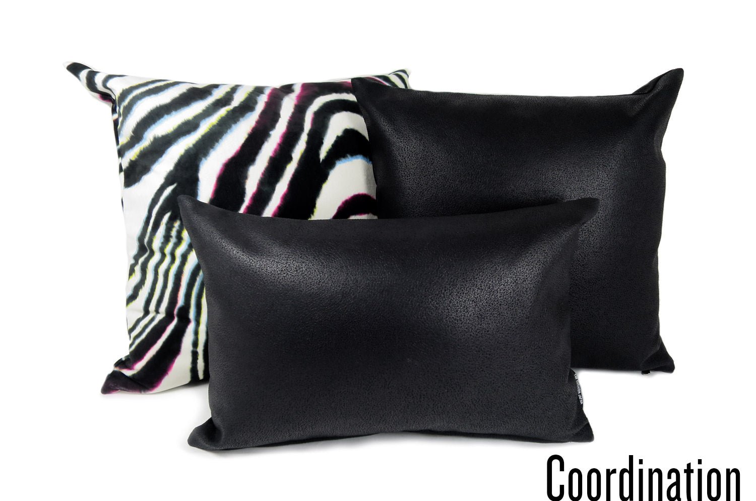 The KongoLeather ブラックレザー&ラッカーニジップクッションカバー 45×45cm - HOUSE OF JAPAN Shop