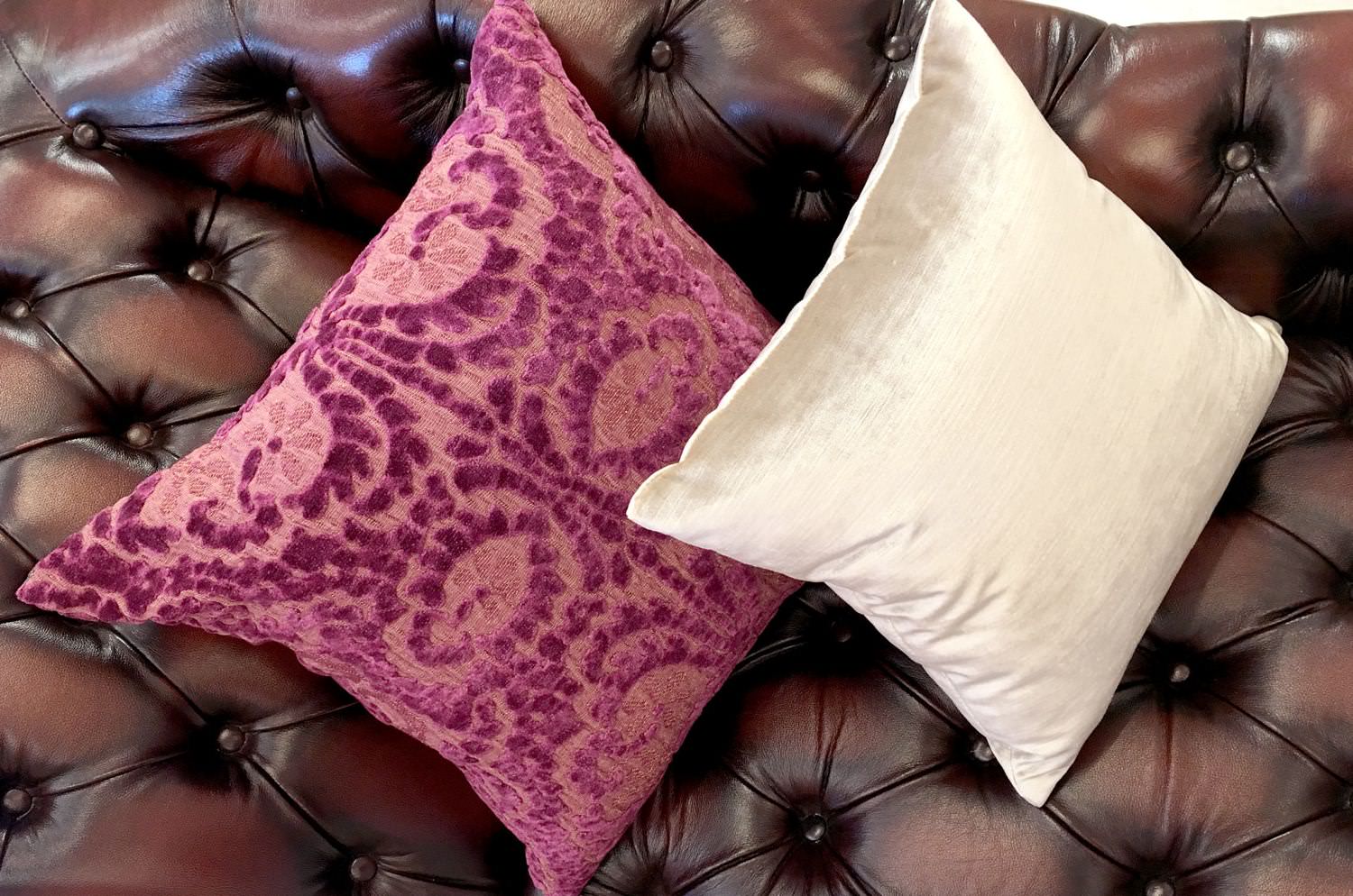 The KONICK コーニックジャカードベルベットクッションカバー ワイン 50×50cm - HOUSE OF JAPAN Shop