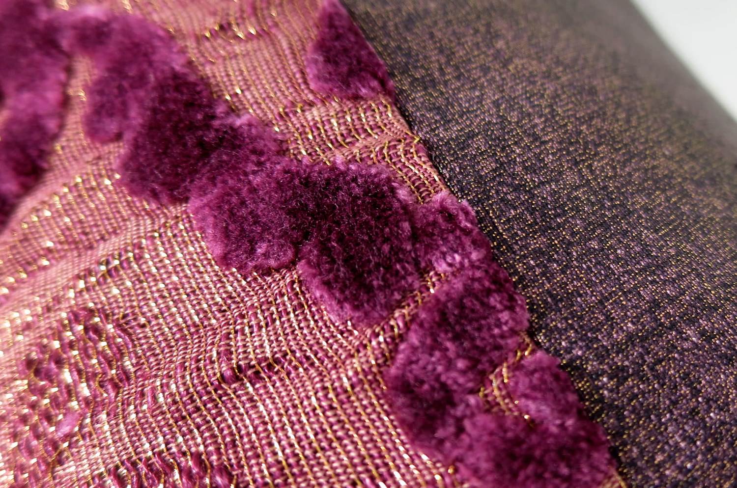 The KONICK コーニックジャカードベルベットクッションカバー ワイン 50×50cm - HOUSE OF JAPAN Shop