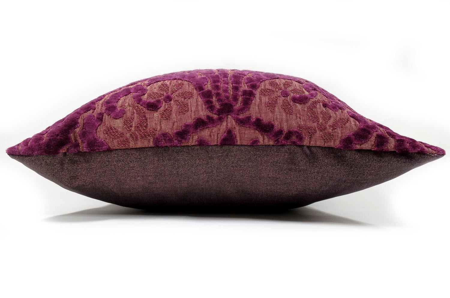 The KONICK コーニックジャカードベルベットクッションカバー ワイン 50×50cm - HOUSE OF JAPAN Shop