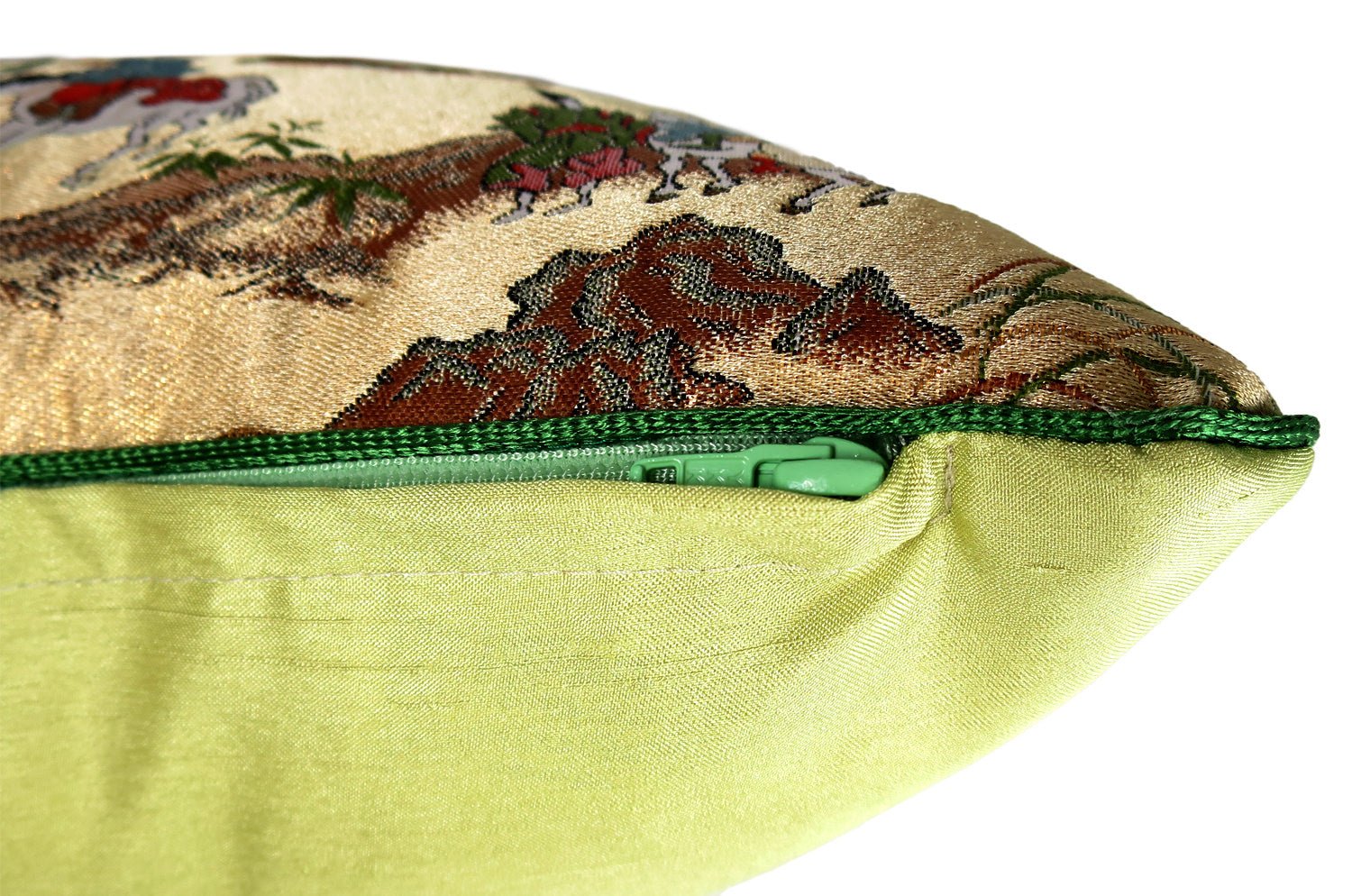 The Kyoto 源氏絵 金閣寺・枯山水庭園・御所車 西陣織 クッション 35×35cm 中材付 - HOUSE OF JAPAN Shop