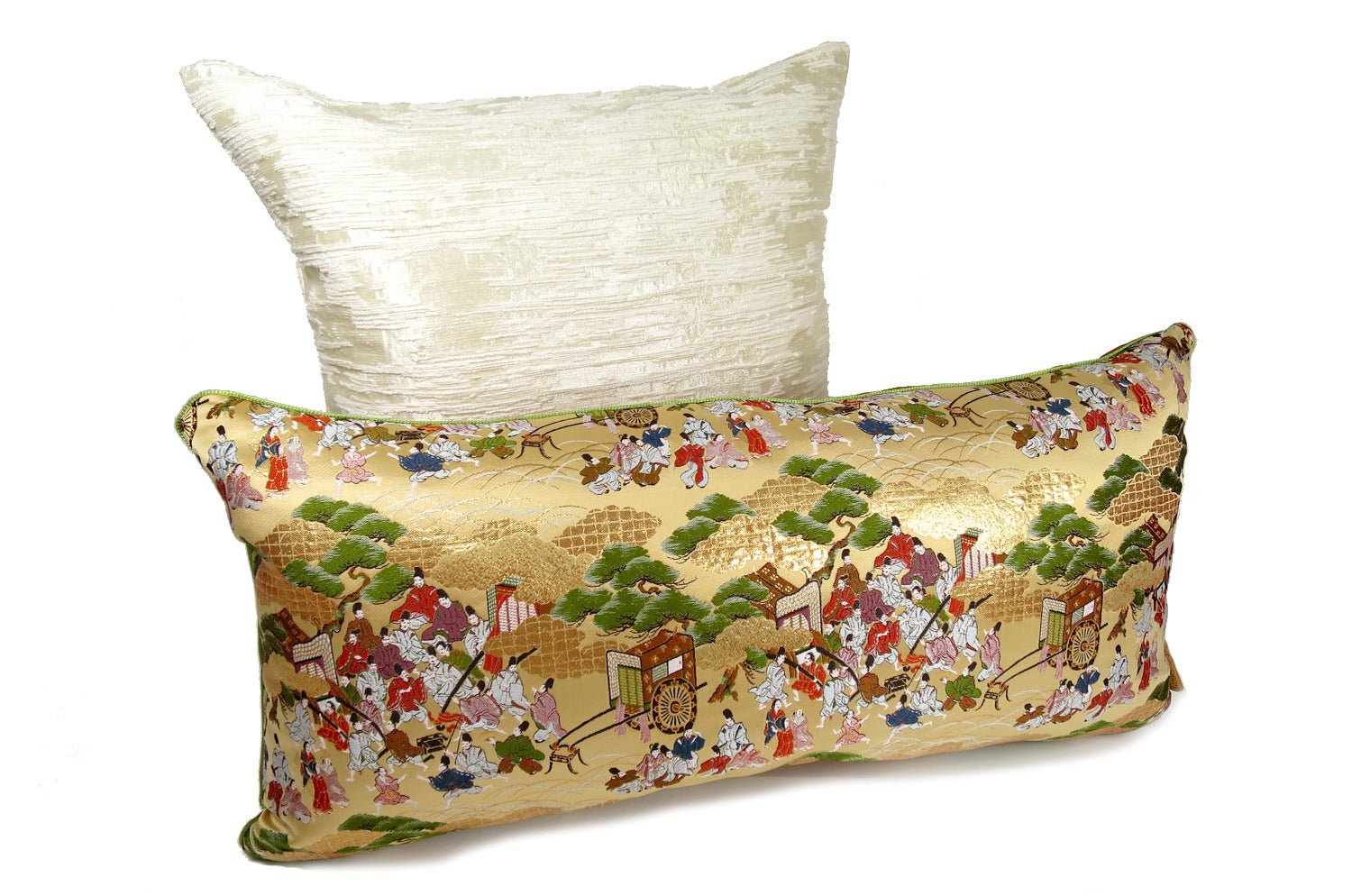The Kyoto GOSHOGURUMA 平安御所車 西陣織クッション 60×30cm 中材付 - HOUSE OF JAPAN Shop