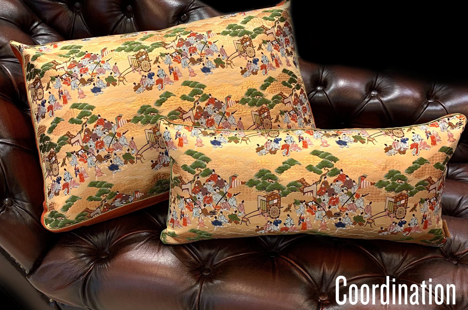 The Kyoto GOSHOGURUMA 平安御所車 西陣織ビッグクッション 67×45×5cm 中材付 - HOUSE OF JAPAN Shop