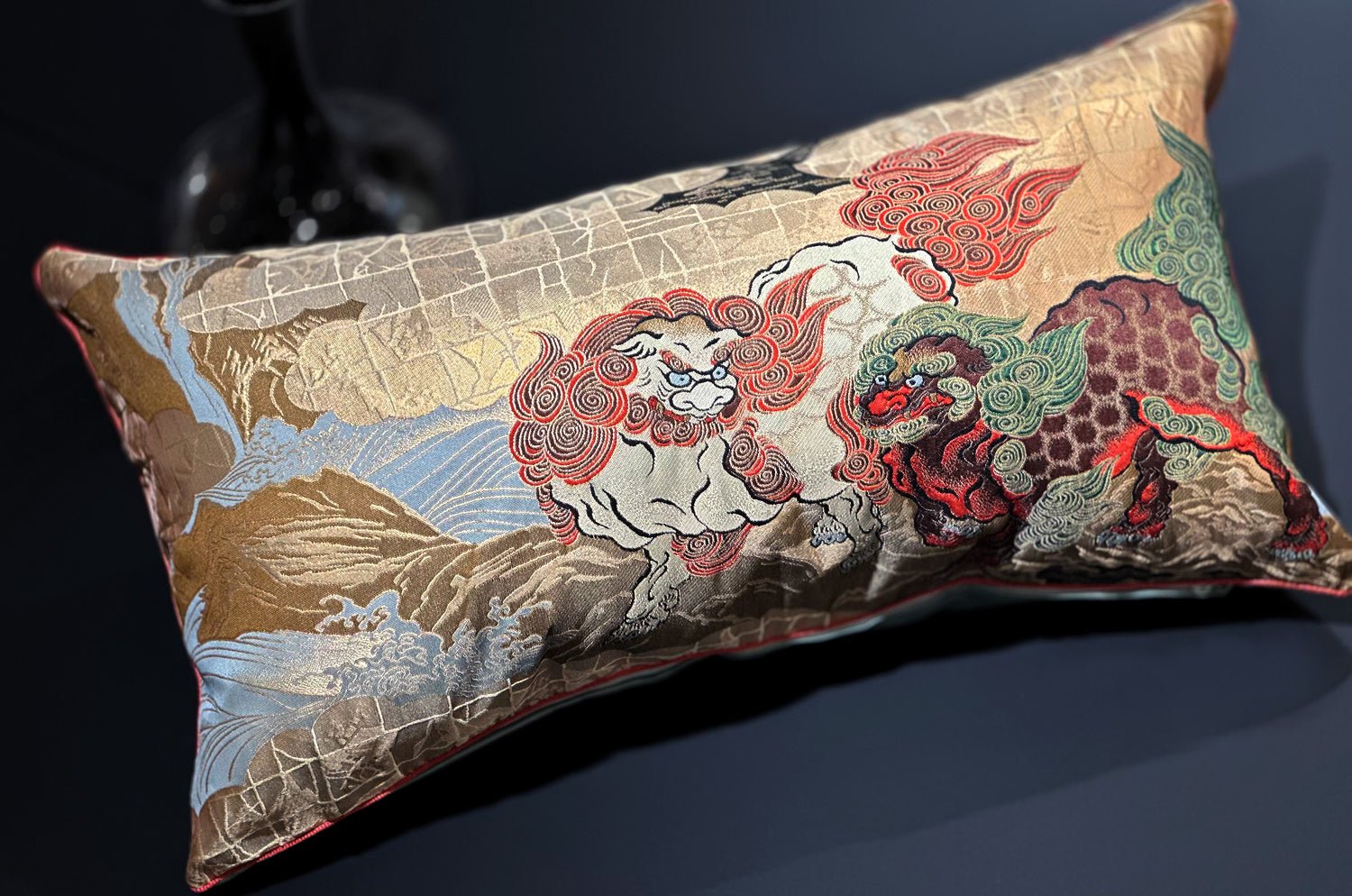 The Kyoto KOMAINUEZU 狛犬絵図 西陣織 横長クッション 65×35cm 中材付 - HOUSE OF JAPAN Shop